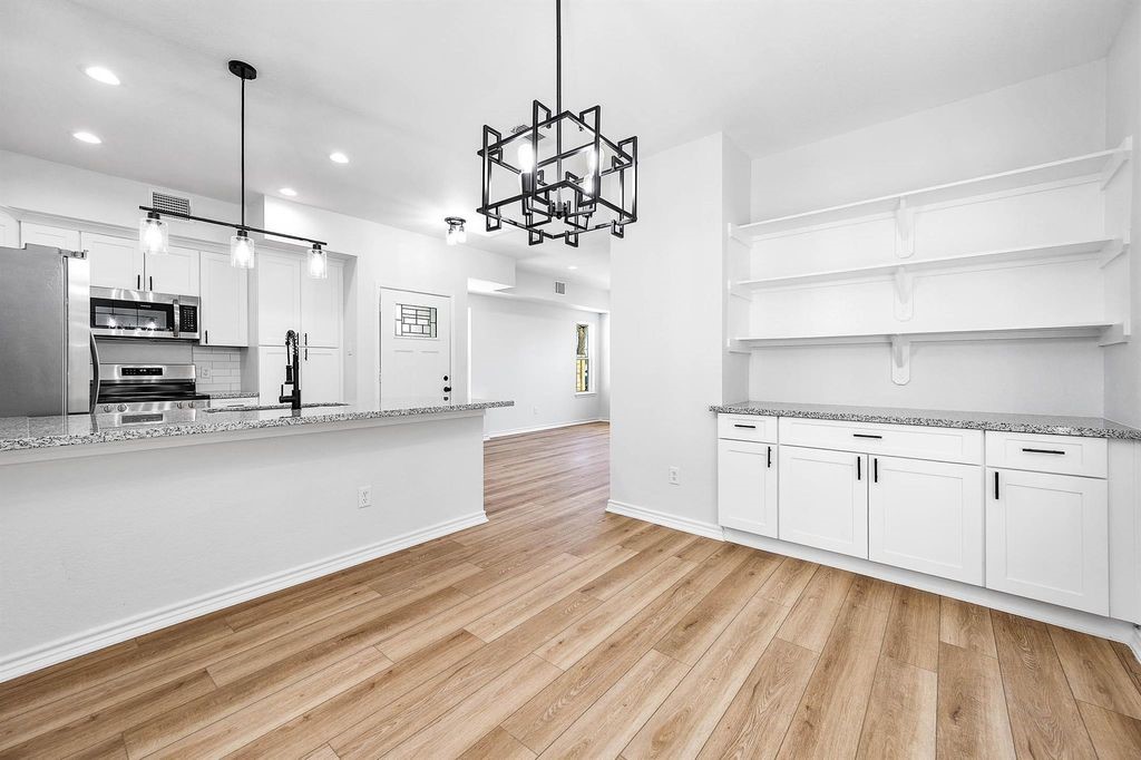 2018 Hampton A Street, #A, Houston, TX 77088