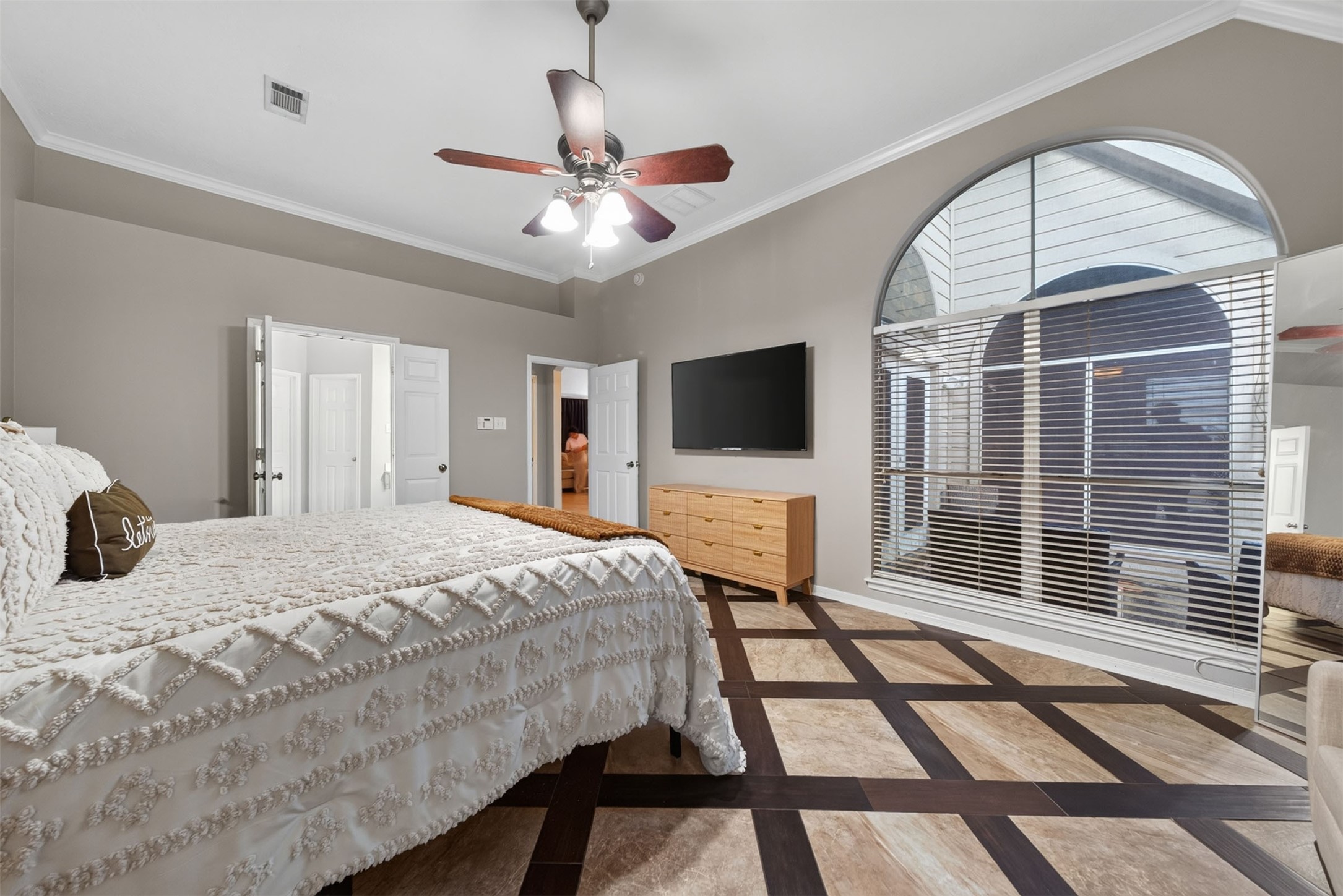 31303 Baker Lake Drive, Spring, TX 77386