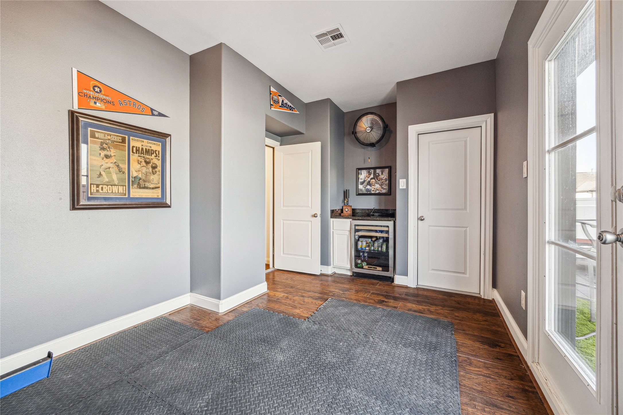 1839 Dart Street, Houston, TX 77007