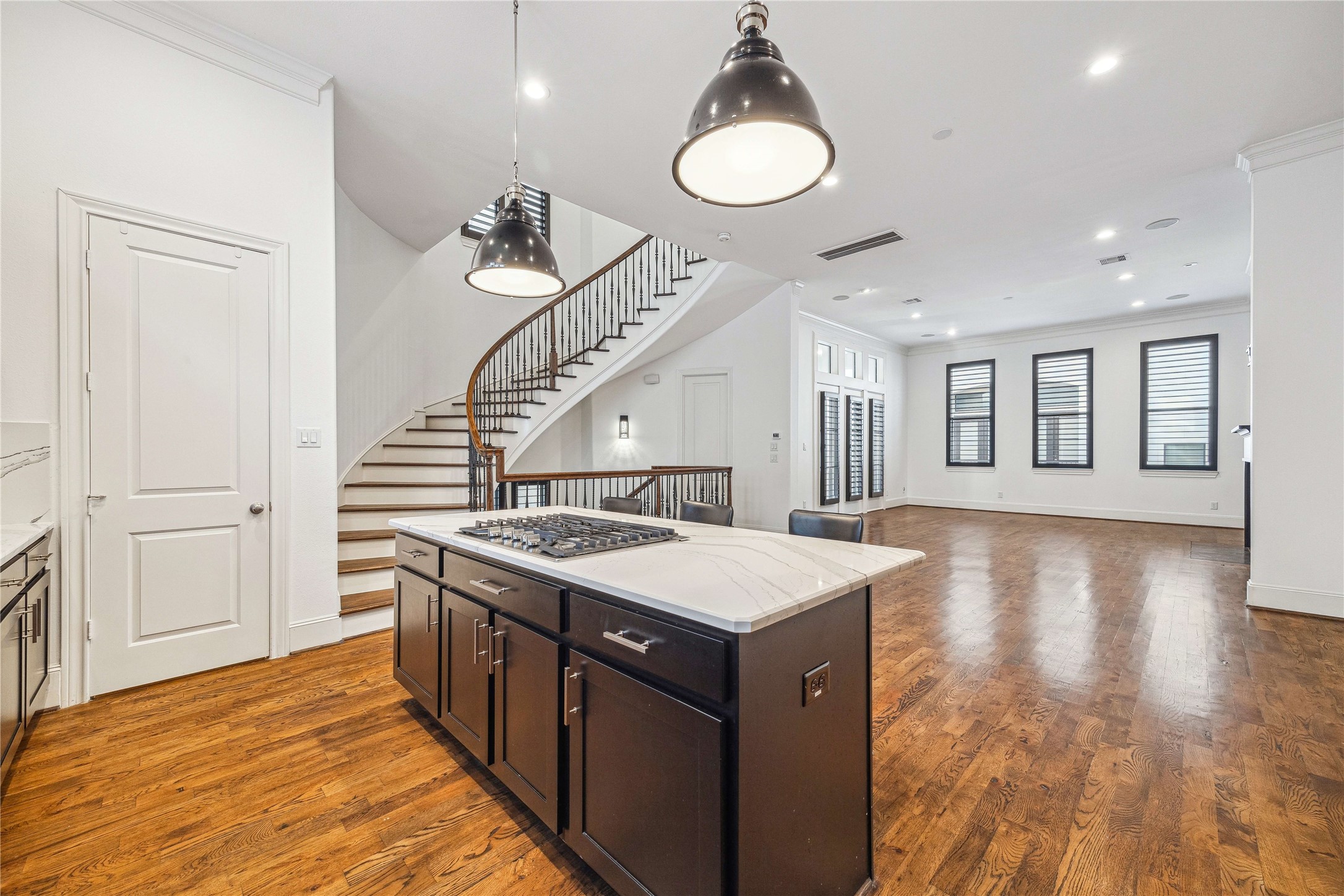 1839 Dart Street, Houston, TX 77007