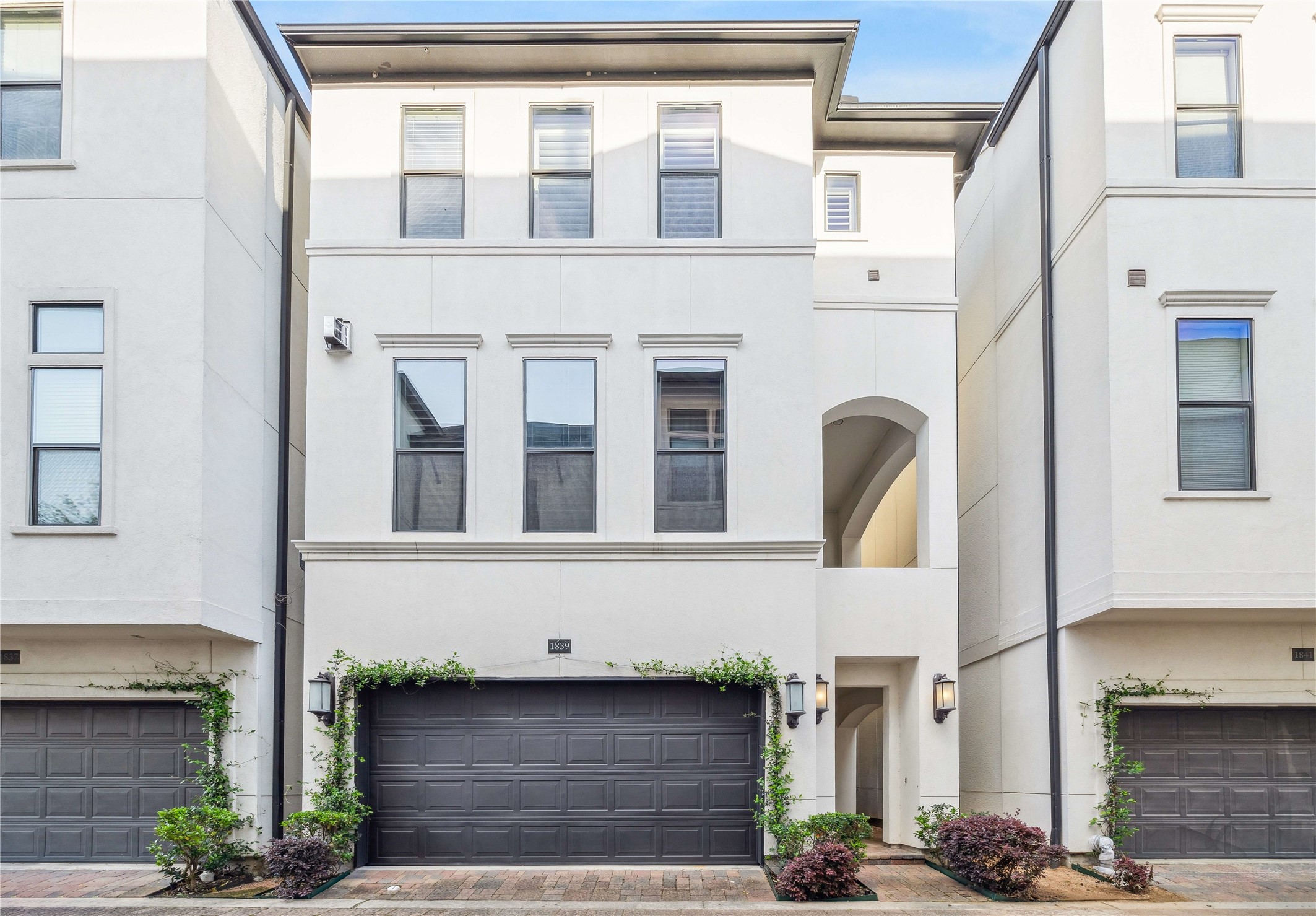 1839 Dart Street, Houston, TX 77007