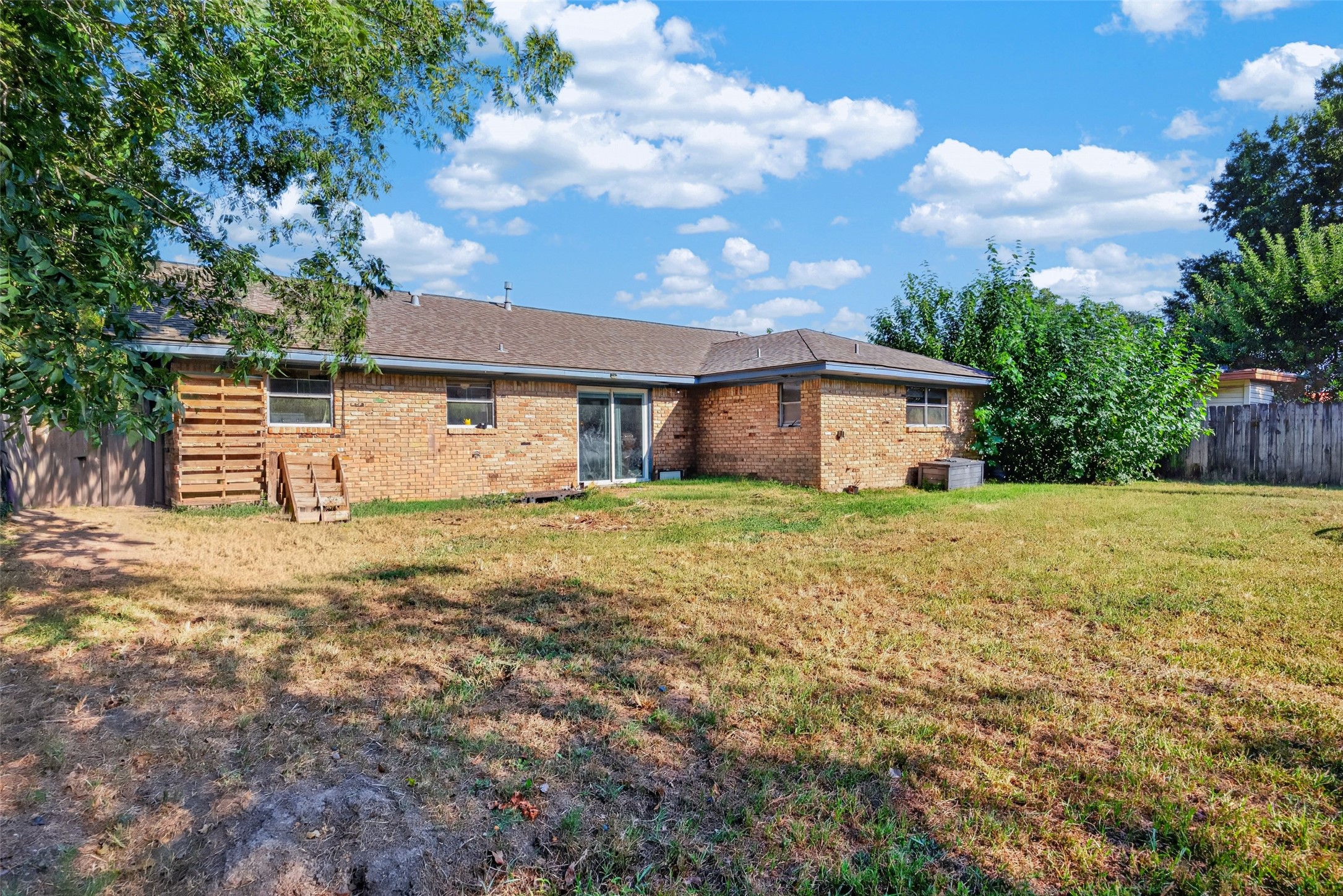 2230 Woodwind Way, League City, TX 77573