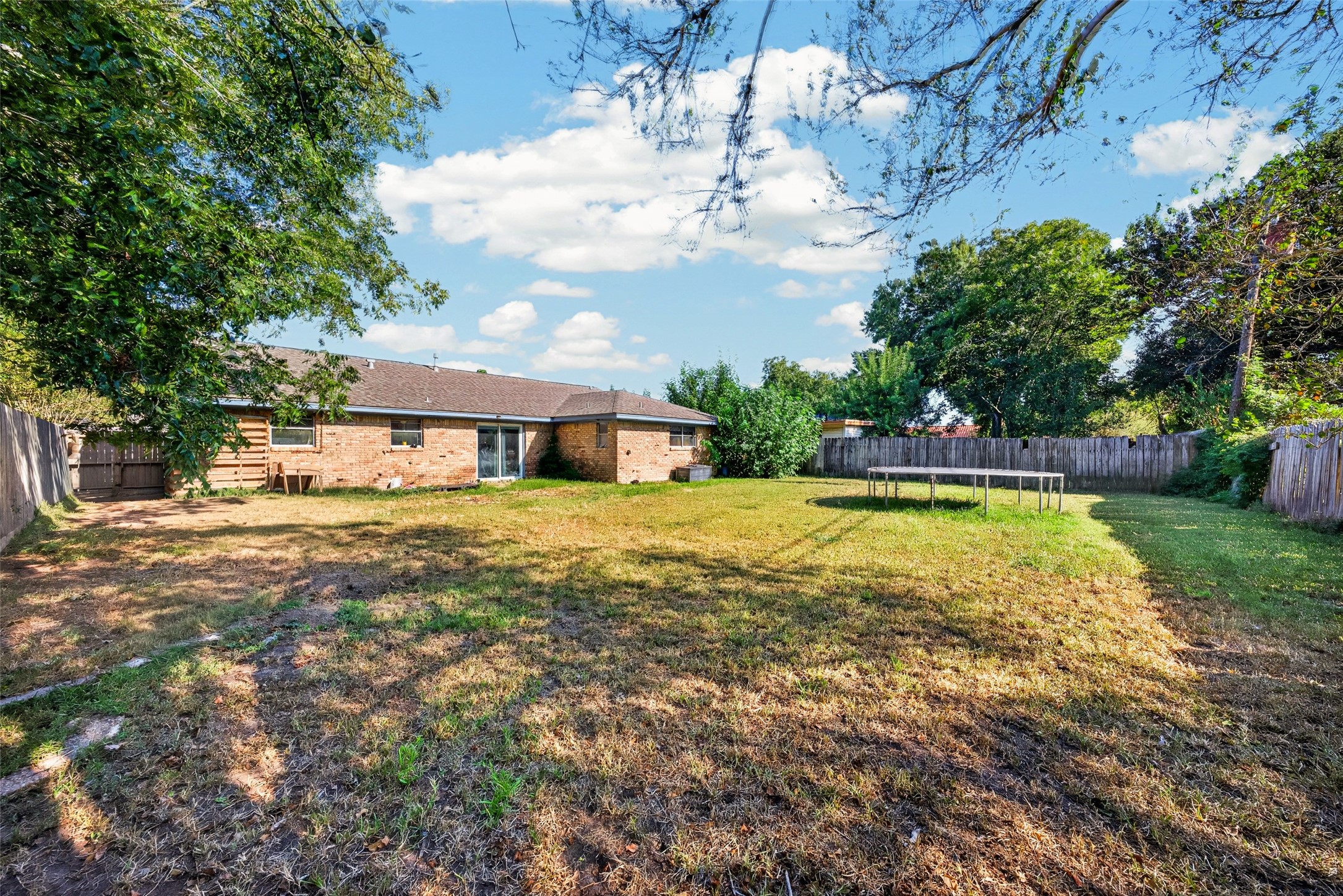 2230 Woodwind Way, League City, TX 77573