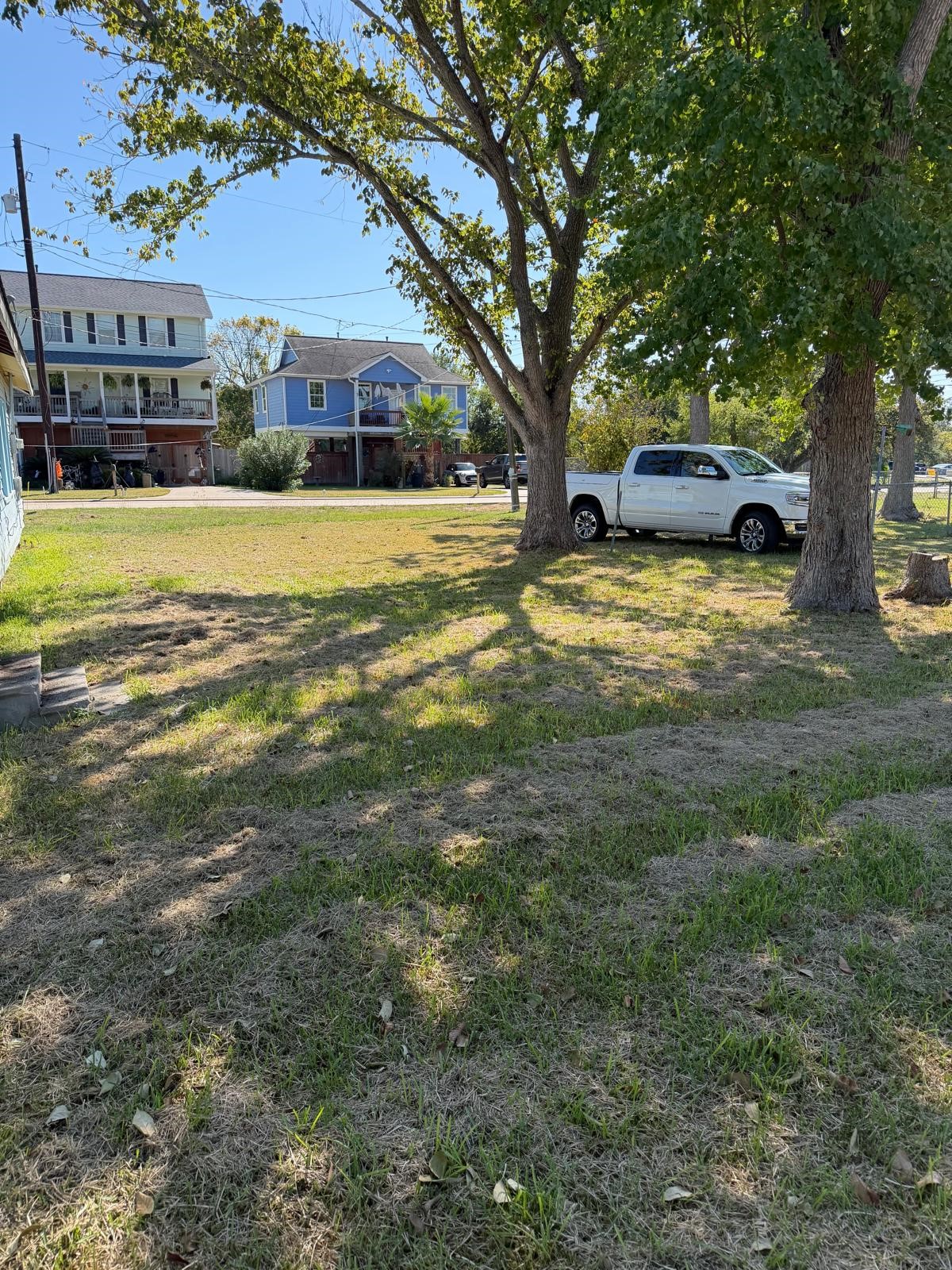 310 Pine Bluff Street, La Porte, TX 77571