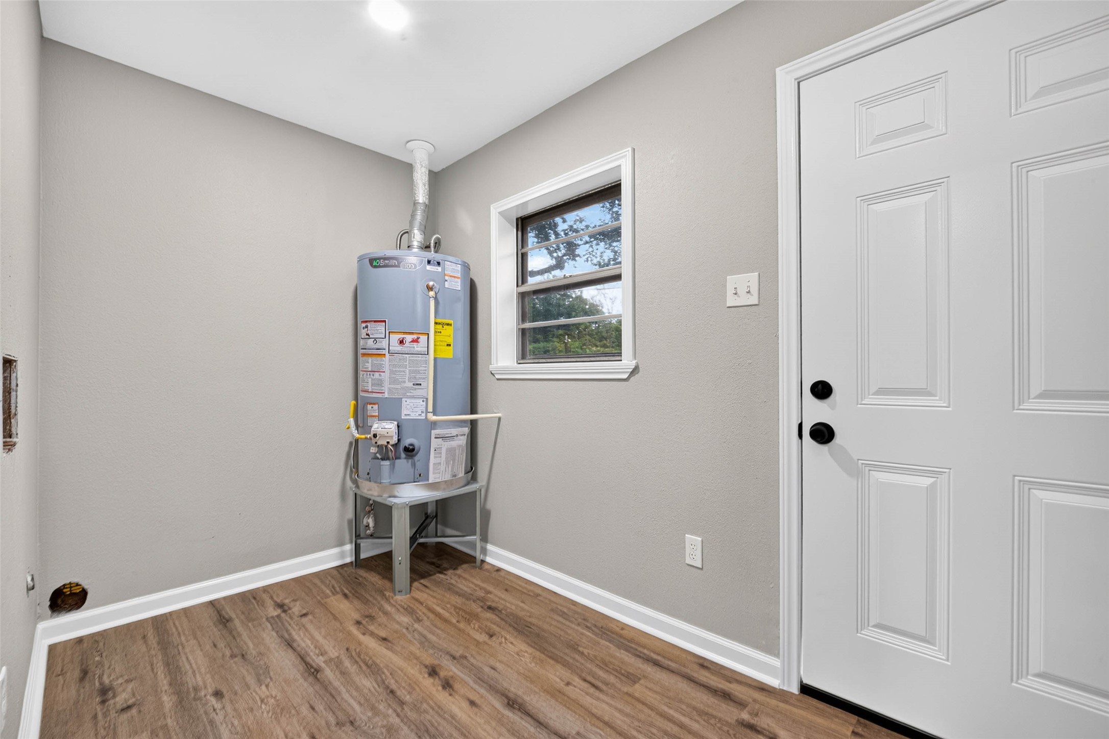 4701 Cherry Street, Santa Fe, TX 77517