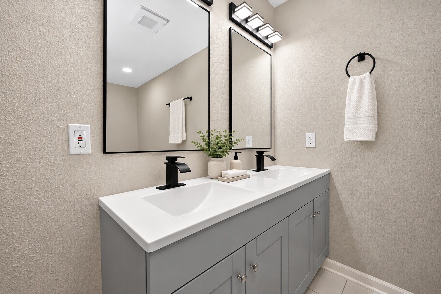 Primary vanity