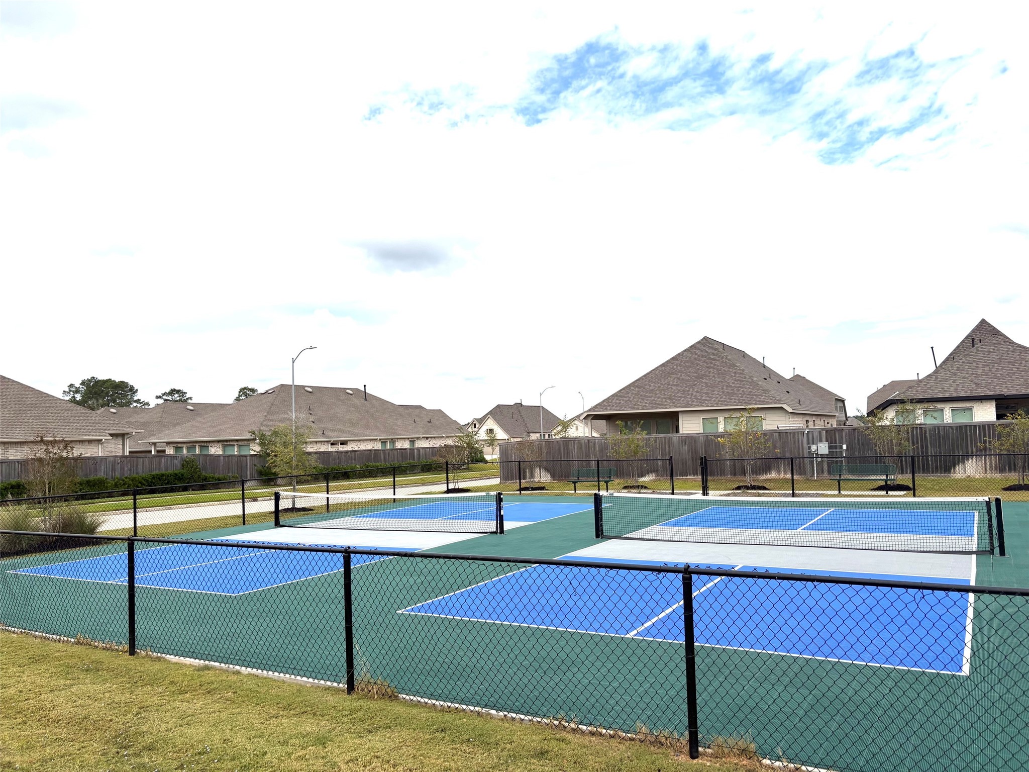 42726 Loma Vista Court, Magnolia, TX 77354