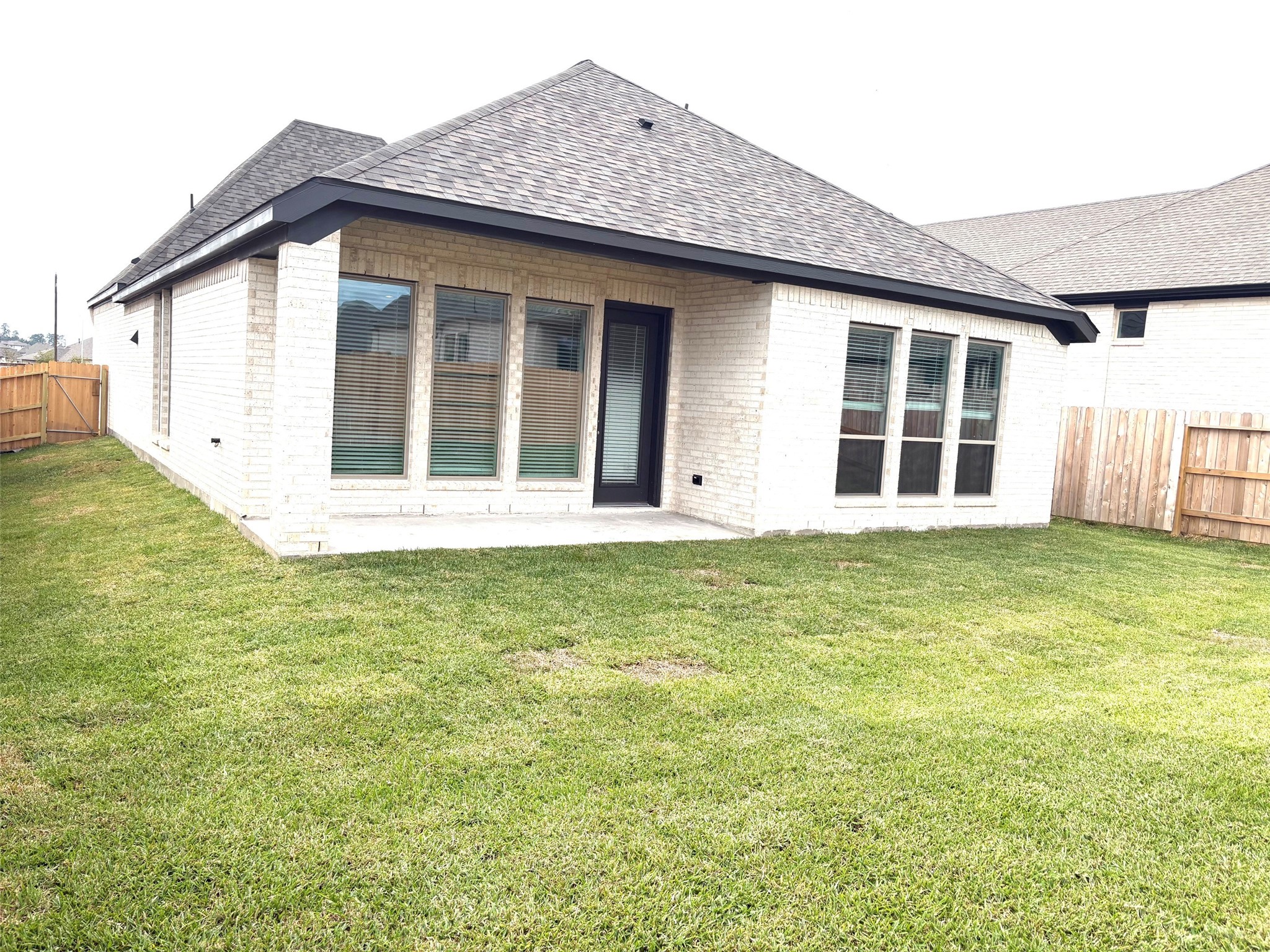 42726 Loma Vista Court, Magnolia, TX 77354