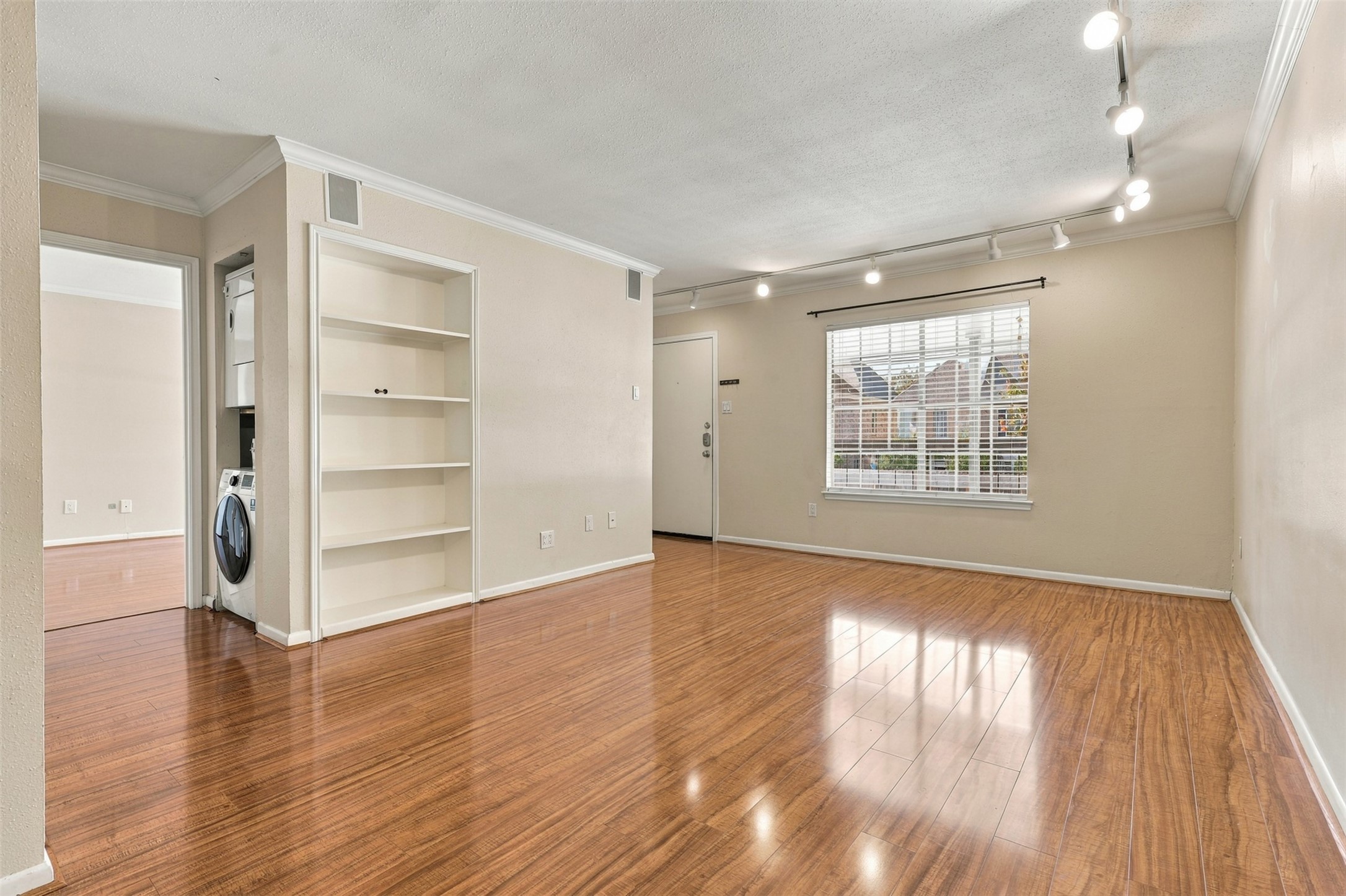 2250 Bering Drive, #80, Houston, TX 77057