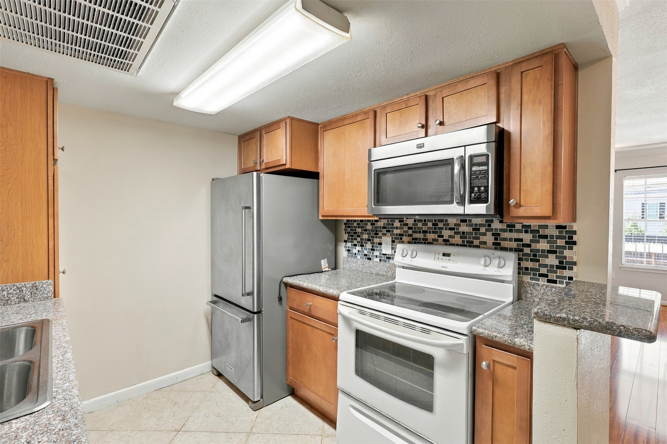 2250 Bering Drive, #80, Houston, TX 77057
