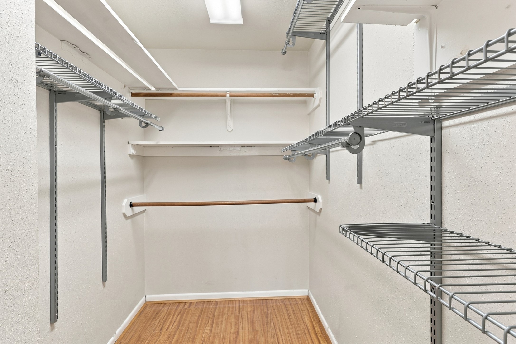 Spacious Closet For Bedroom 2.