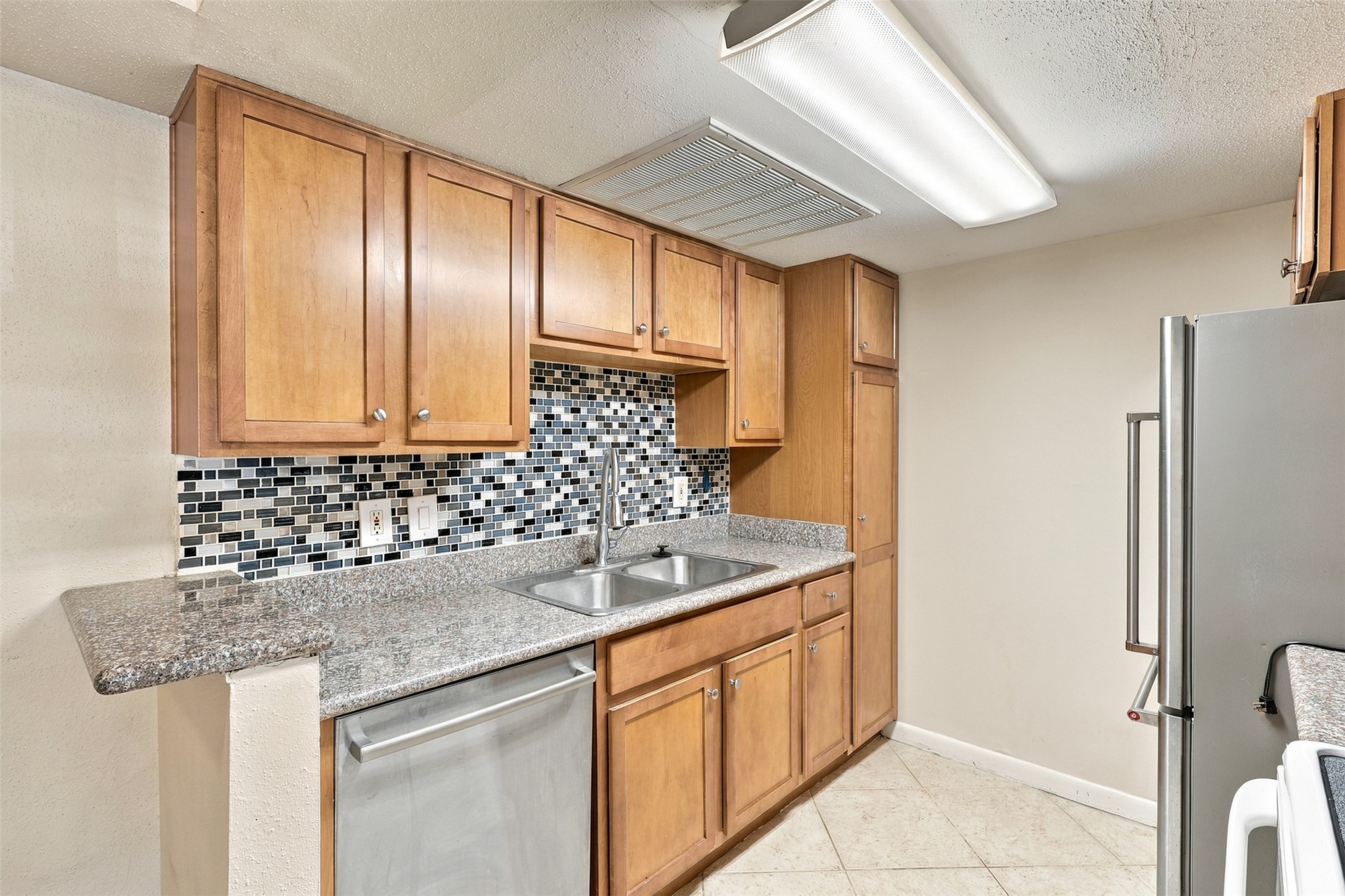 2250 Bering Drive, #80, Houston, TX 77057