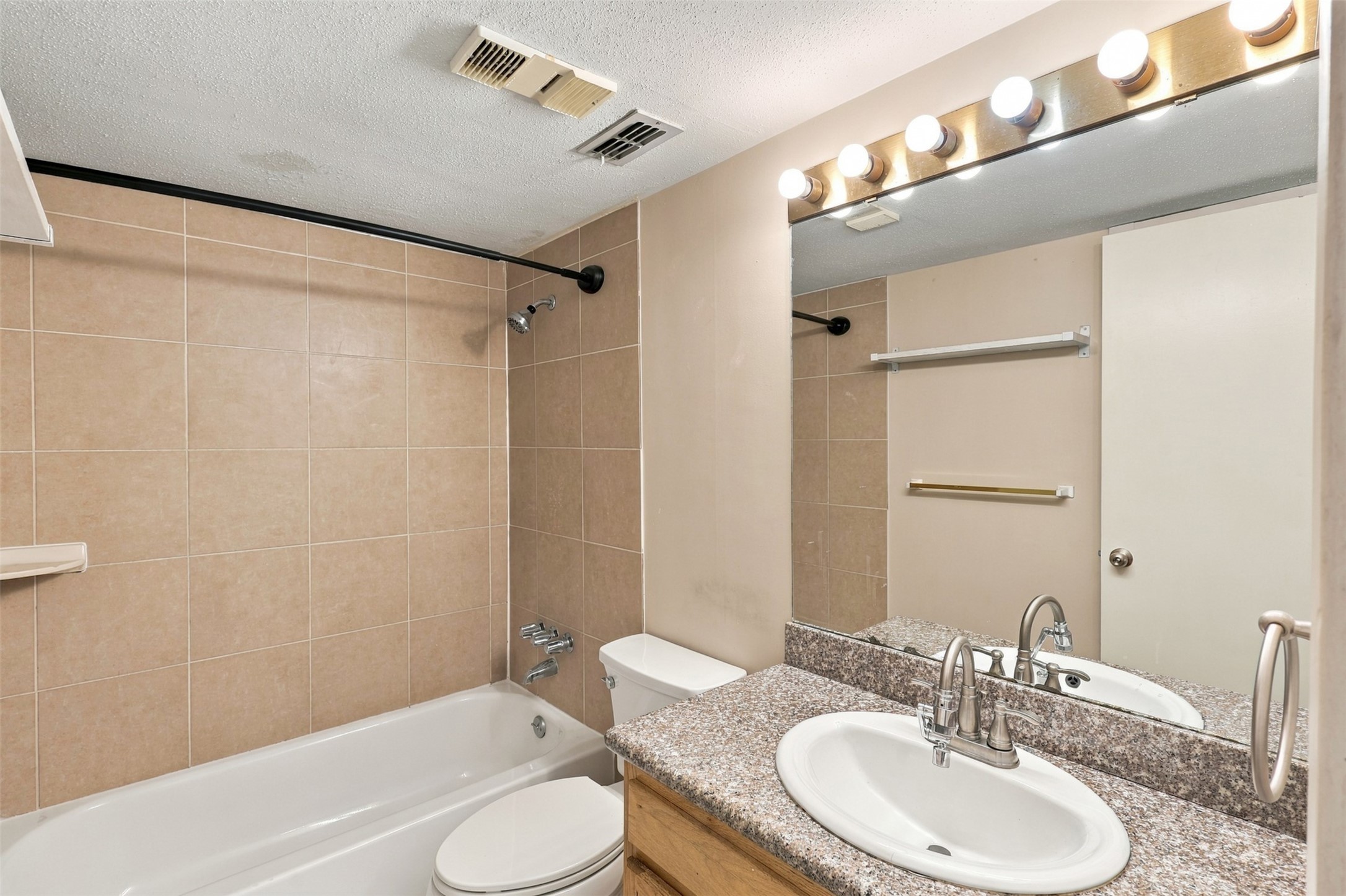 Ensuite Bathroom.