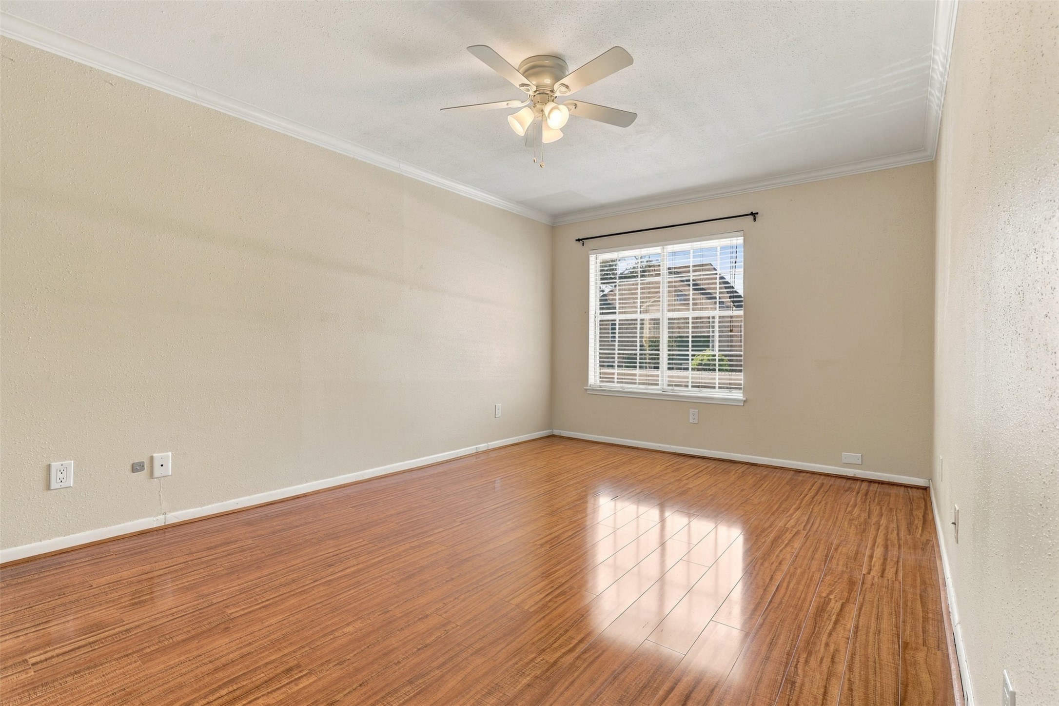 2250 Bering Drive, #80, Houston, TX 77057