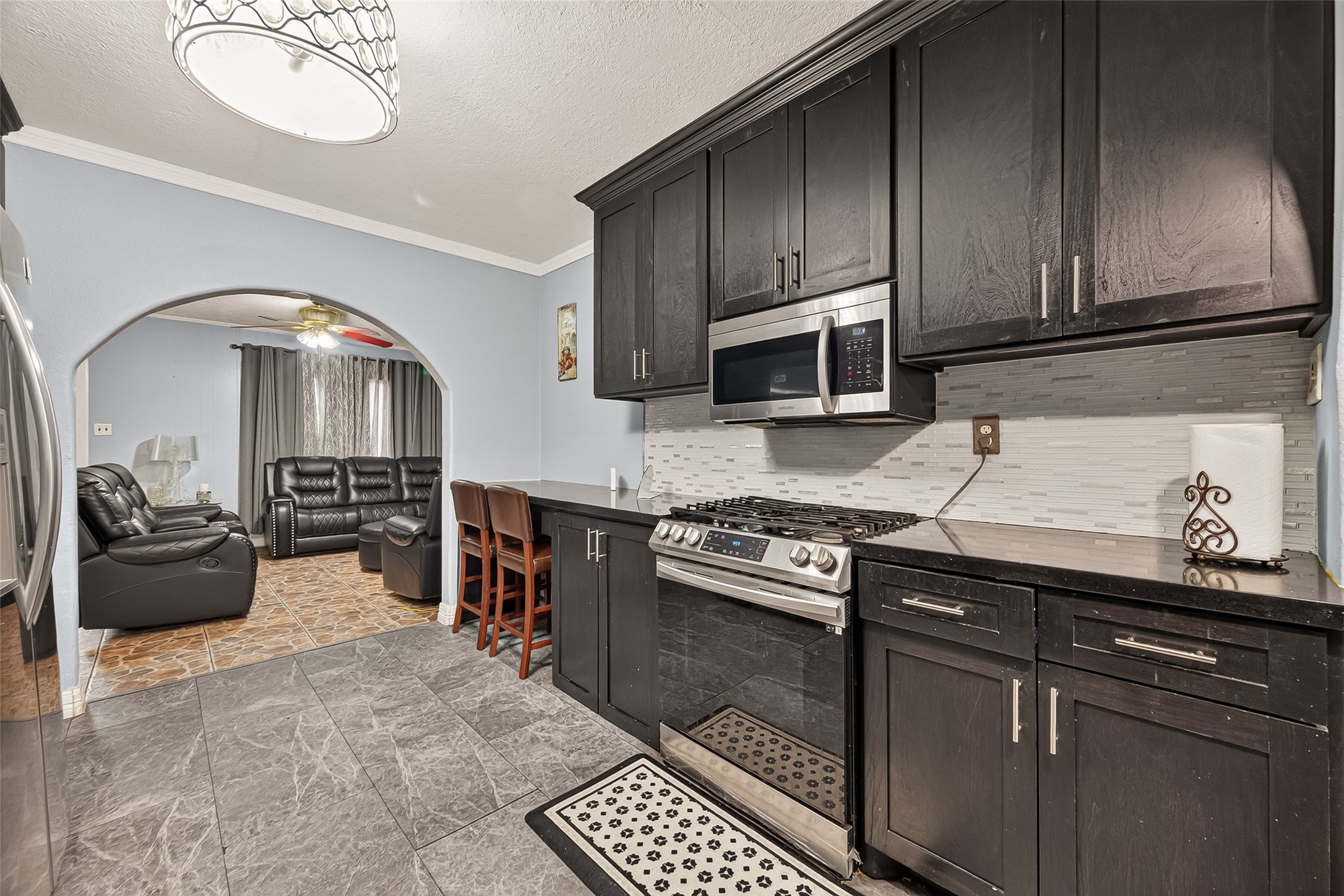 811 Canadian Street, Houston, TX 77009