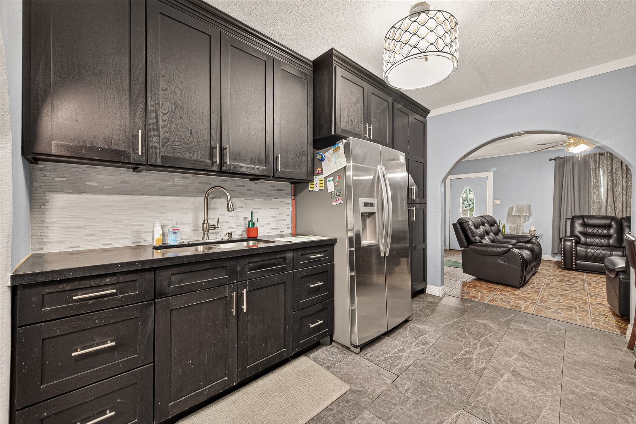 811 Canadian Street, Houston, TX 77009