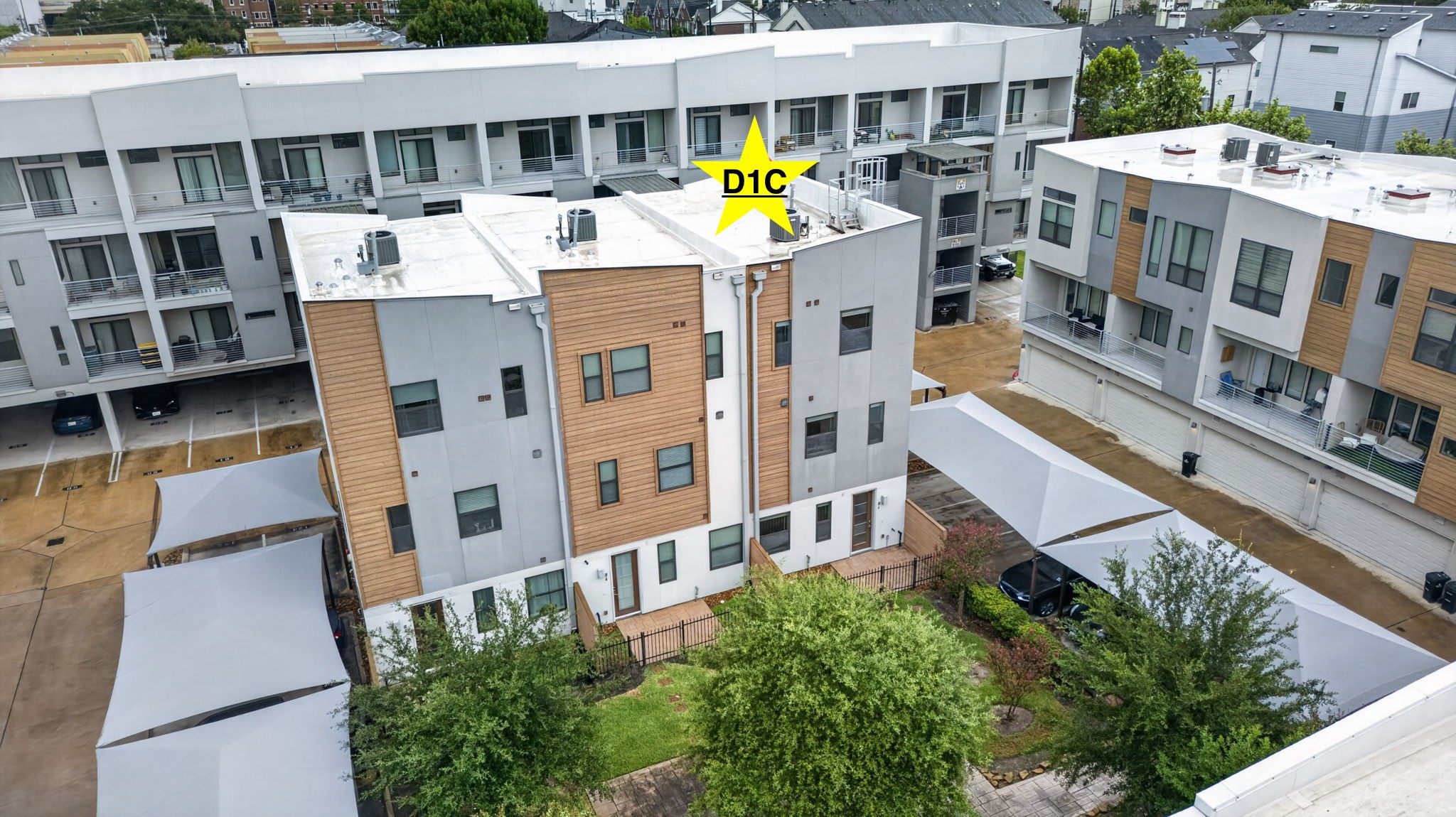 D1C is a premium end unit and is 1 of only 6 T/H constructed facing the park and with a fenced yard.