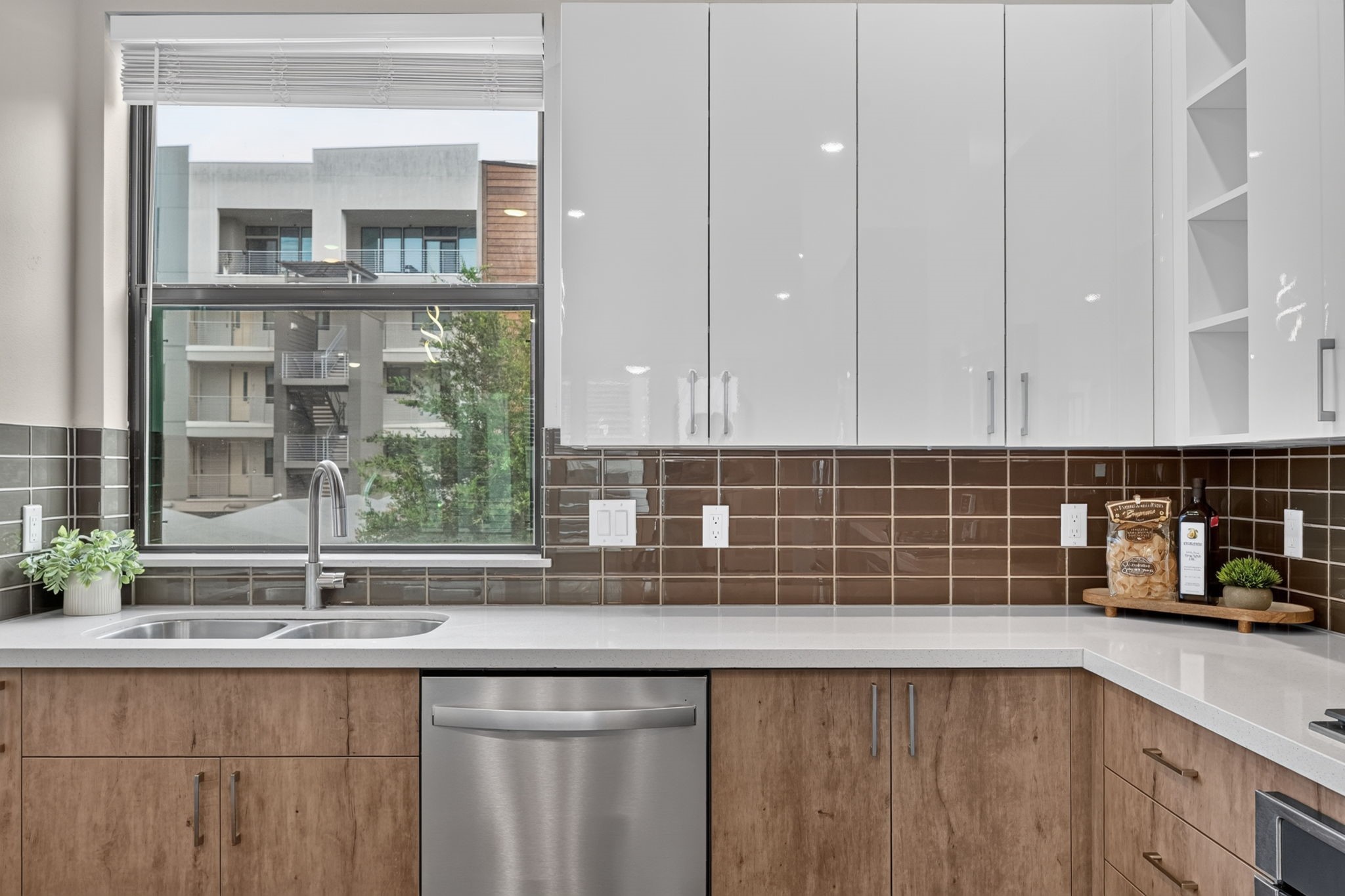 2401 Crawford Street, #D1C, Houston, TX 77004
