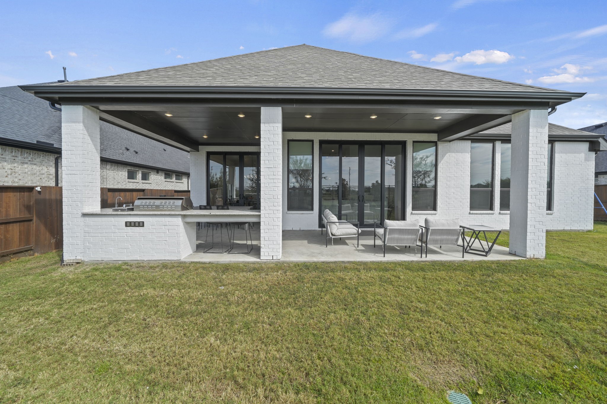 7642 Redwoods Forest Drive, Katy, TX 77493