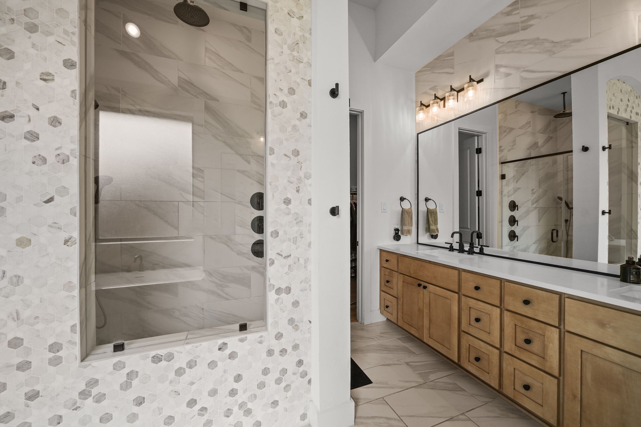 7642 Redwoods Forest Drive, Katy, TX 77493