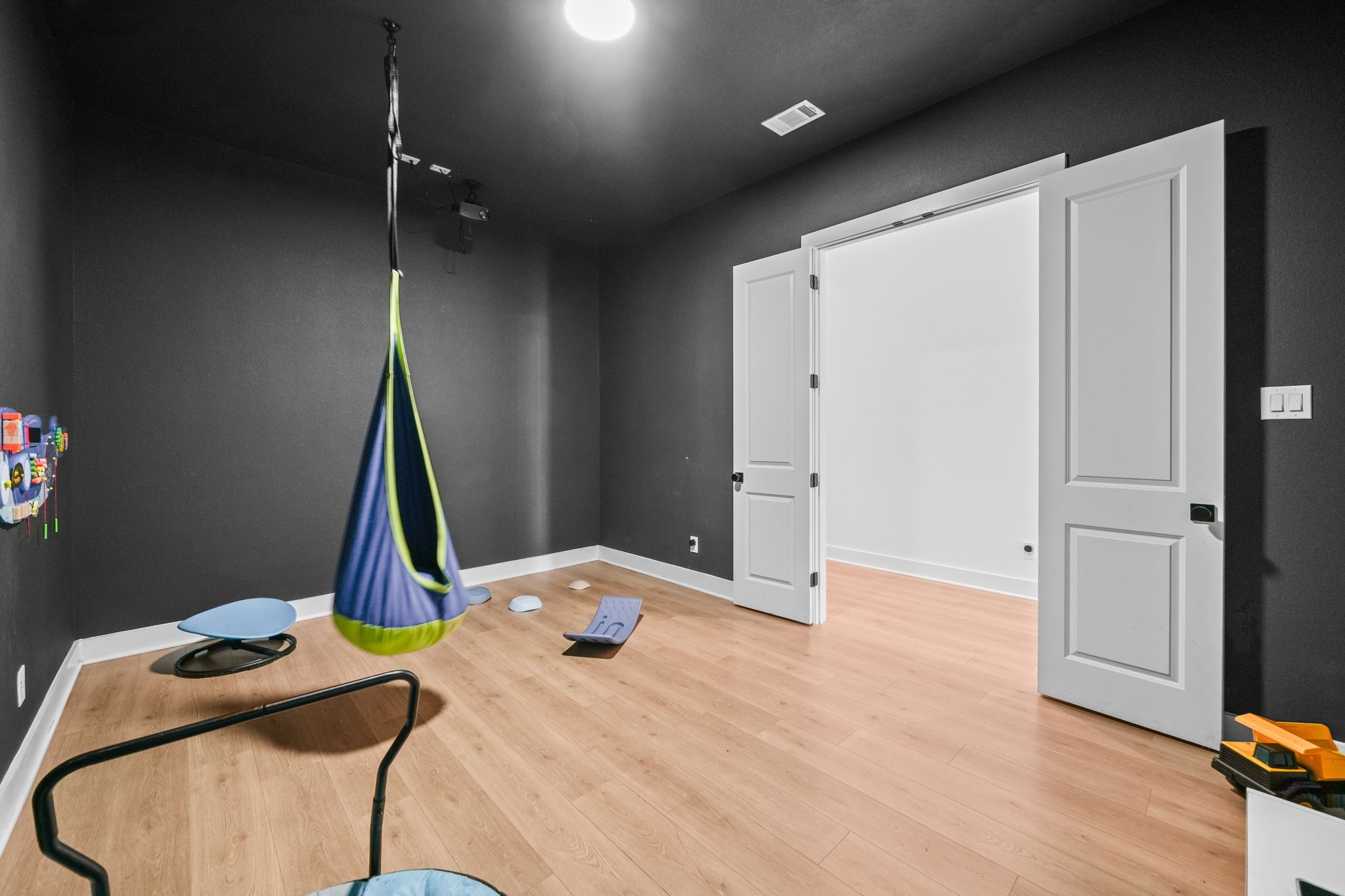 7642 Redwoods Forest Drive, Katy, TX 77493