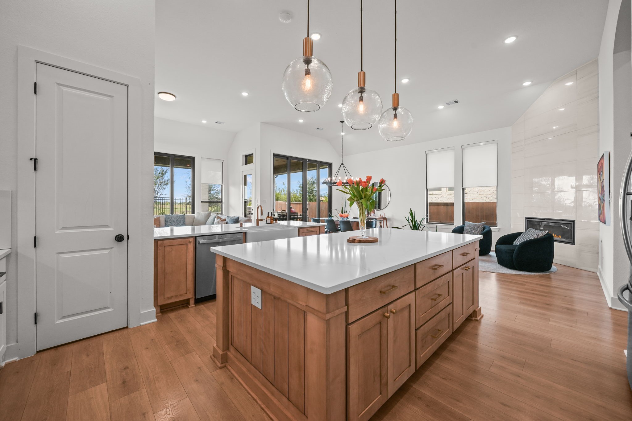 7642 Redwoods Forest Drive, Katy, TX 77493