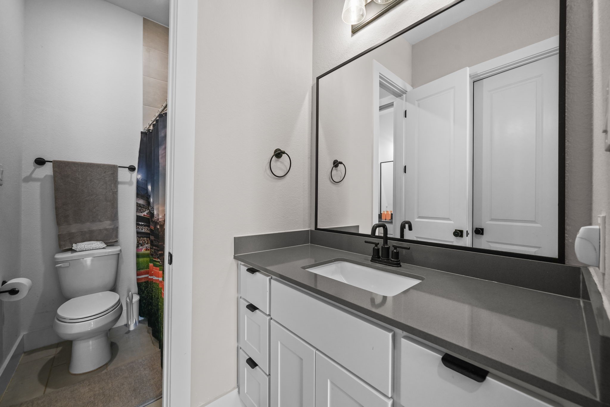 7642 Redwoods Forest Drive, Katy, TX 77493