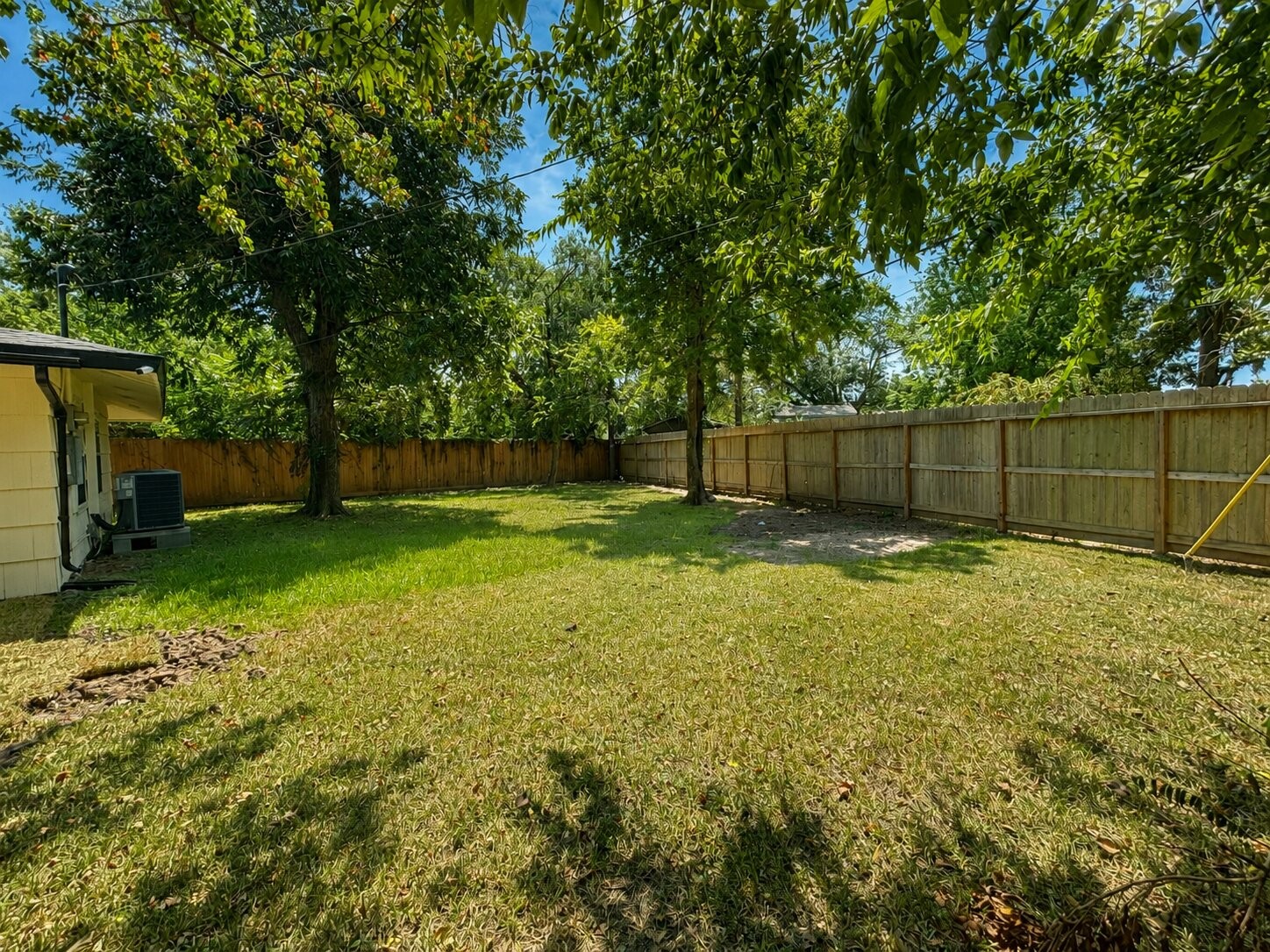 6010 Ridgeway Drive, Houston, TX 77033