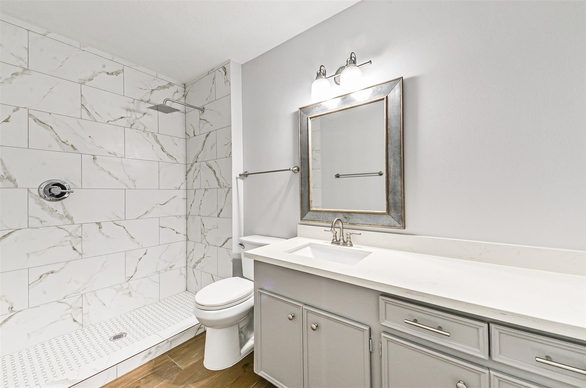 13603 Stonehenge Drive, Sugar Land, TX 77498