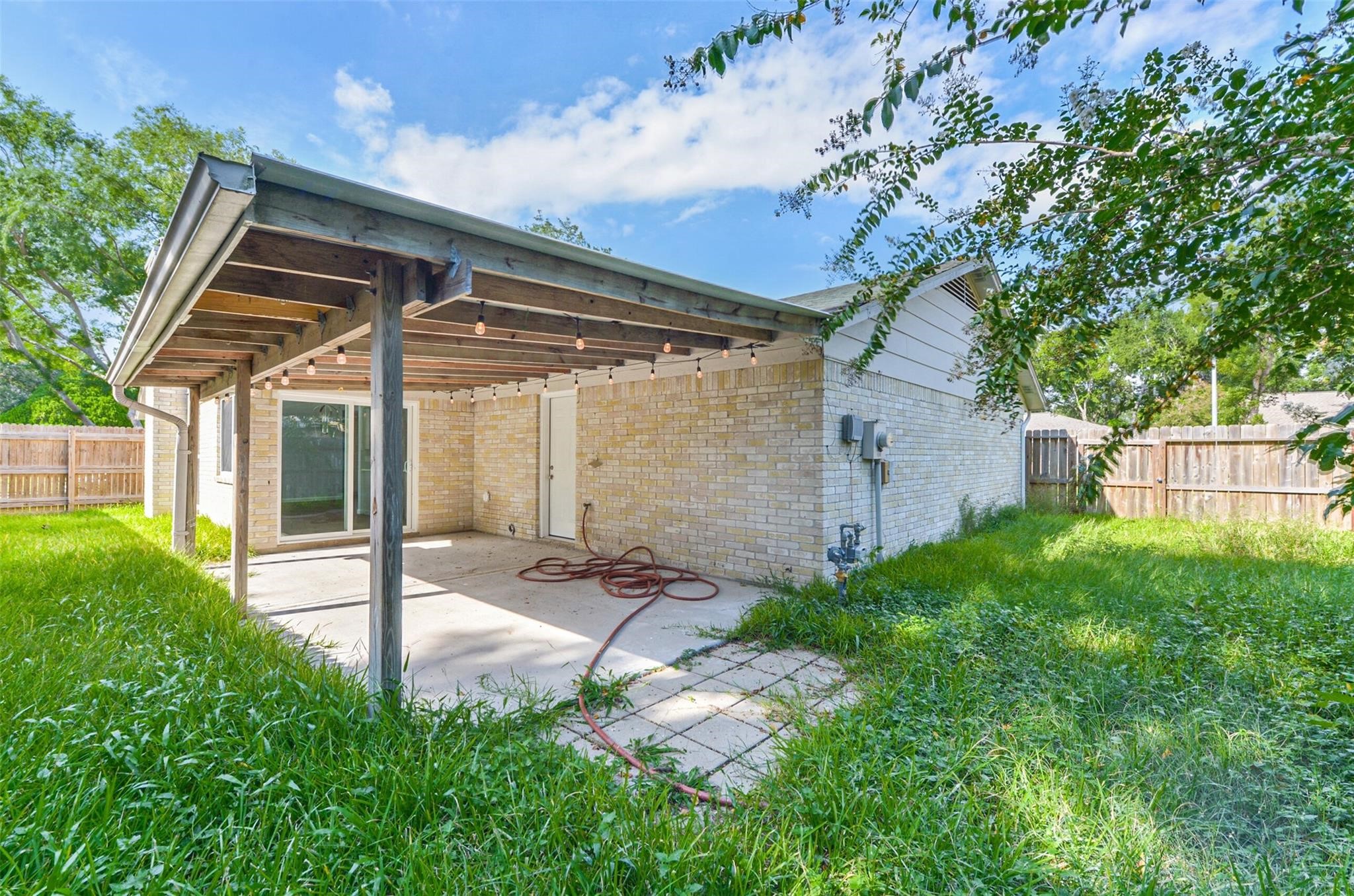 13603 Stonehenge Drive, Sugar Land, TX 77498