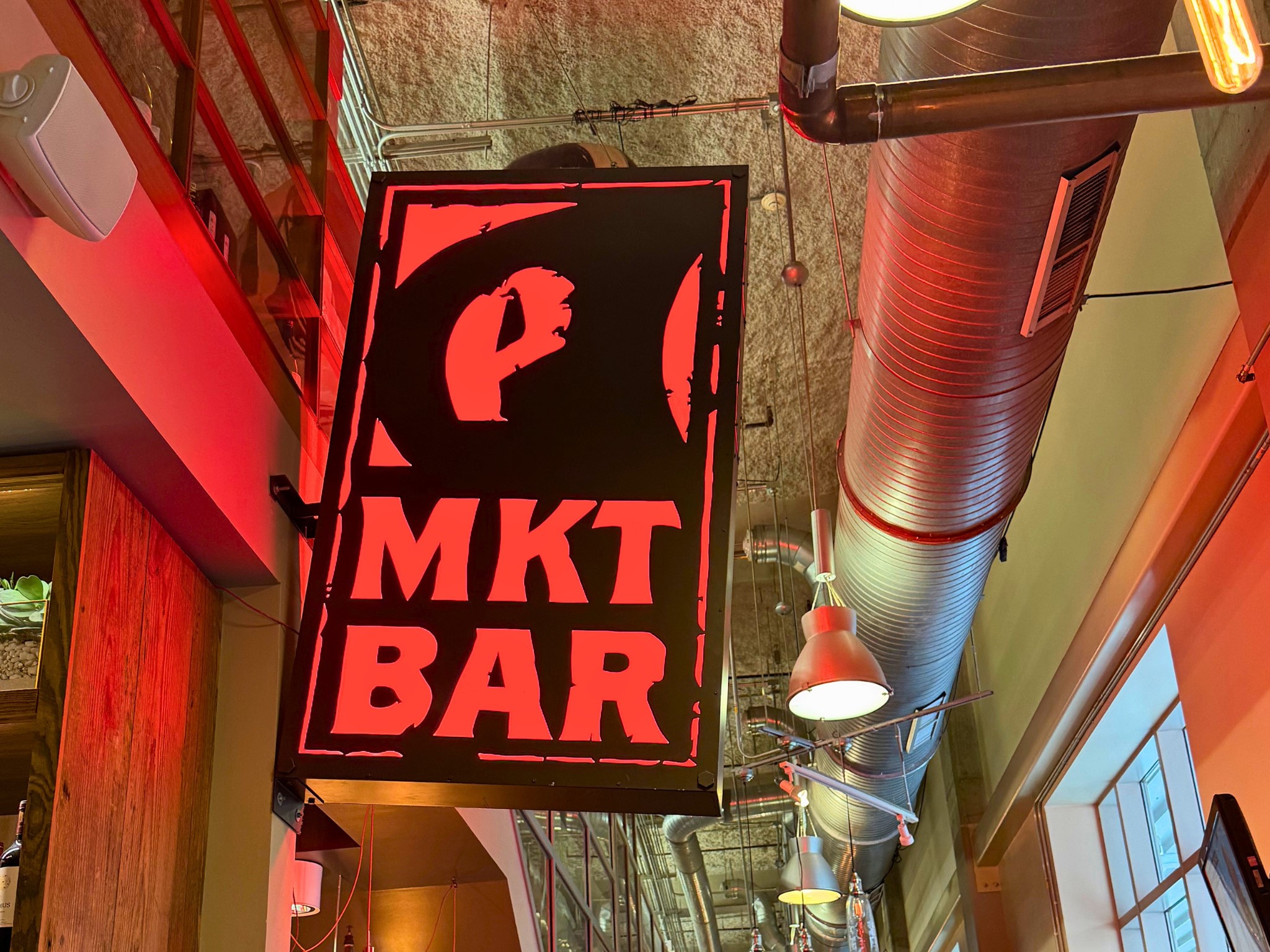 MKT bar, inside Phoenicia, offers live music