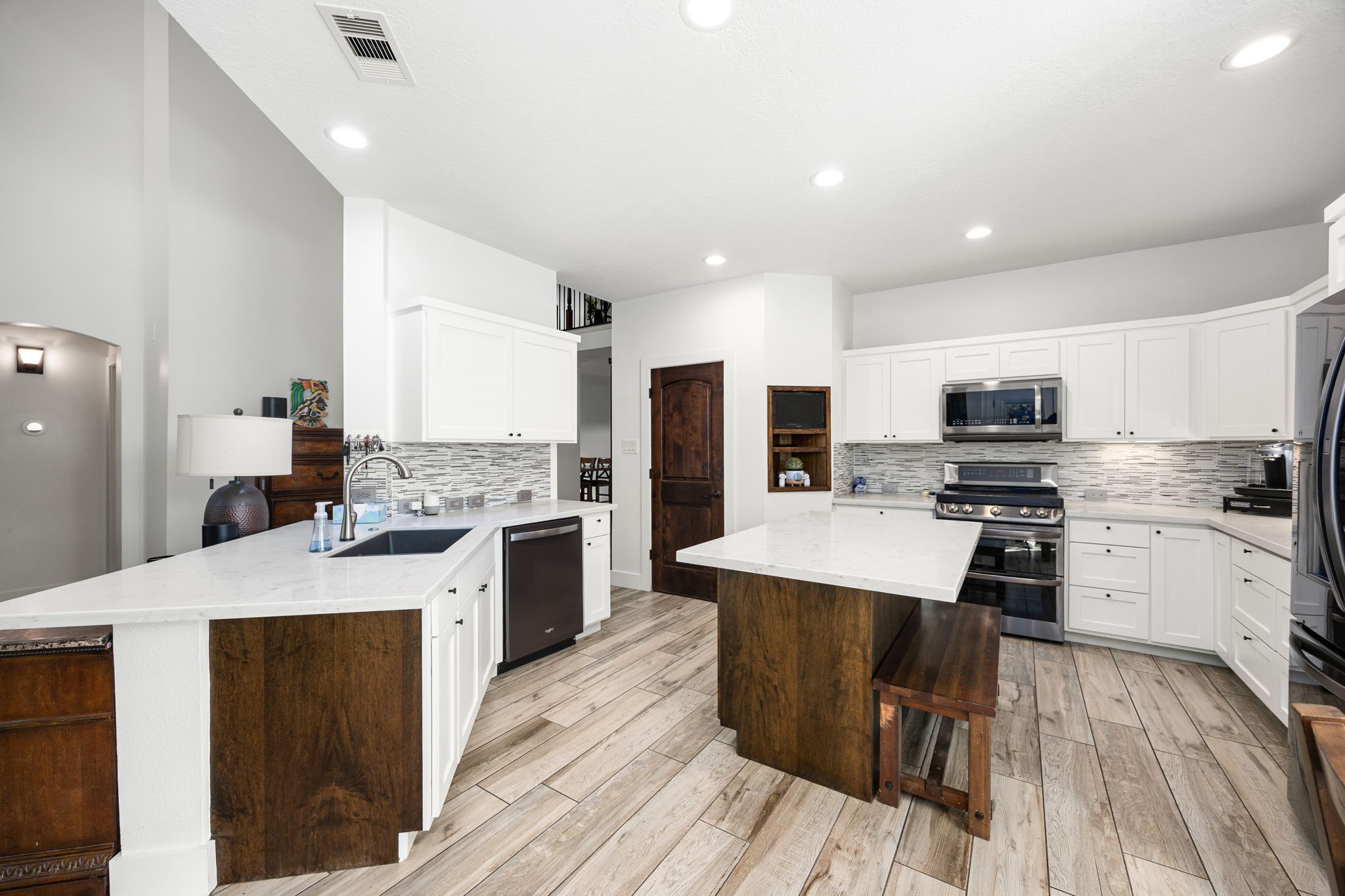 11411 Creekwood Hills Lane, Houston, TX 77070