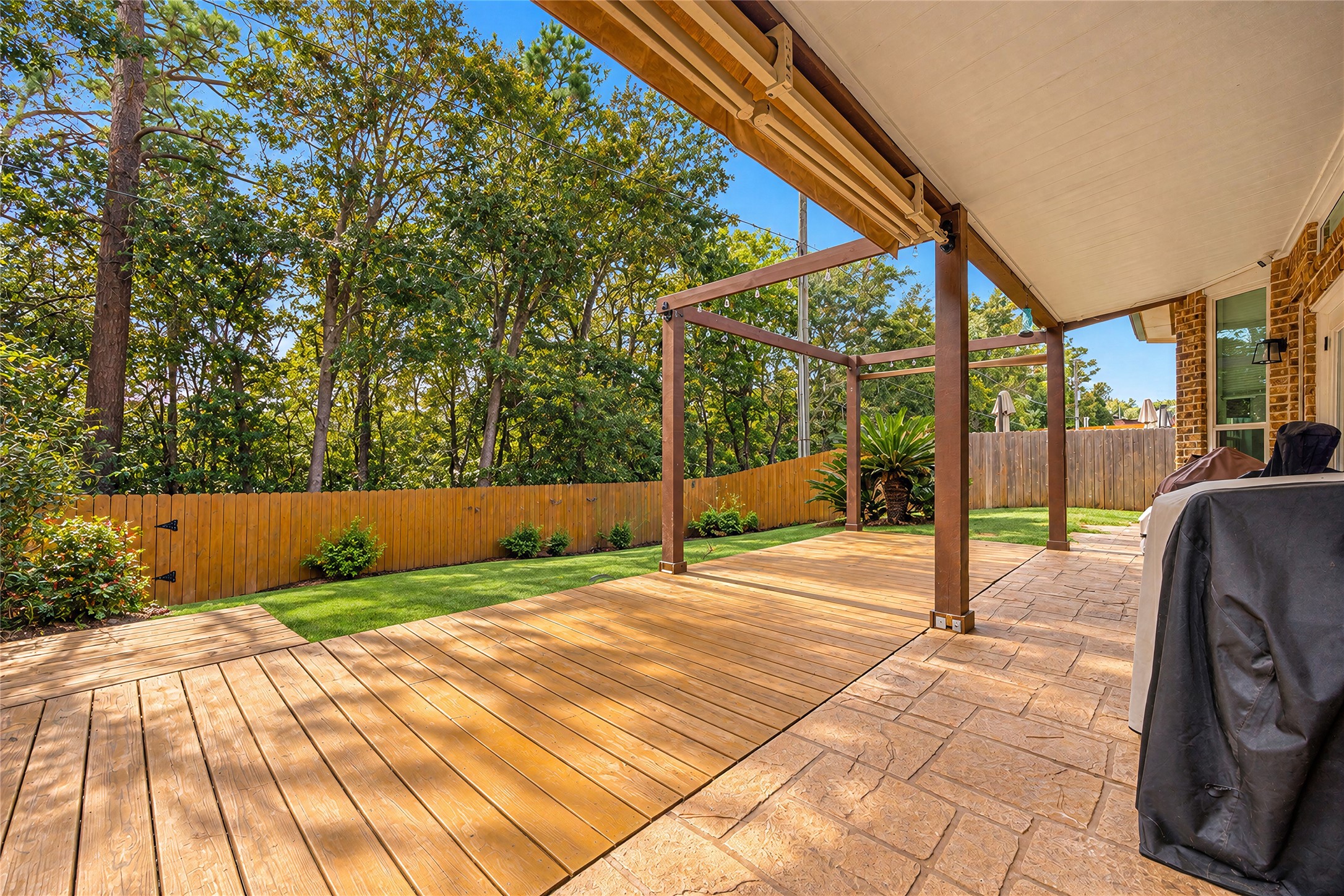 11411 Creekwood Hills Lane, Houston, TX 77070