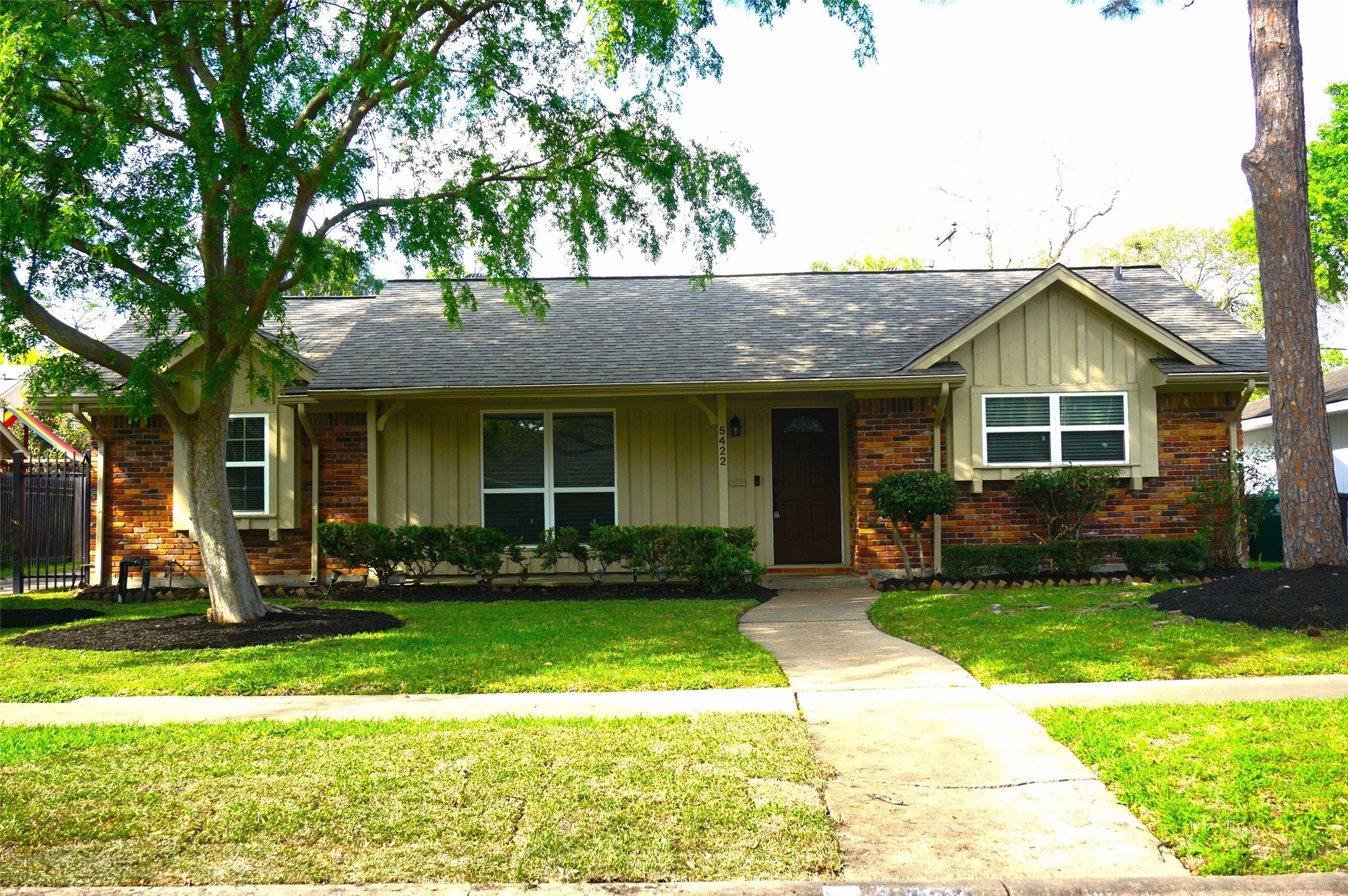 5422 Darnell Street, Houston, TX 77096