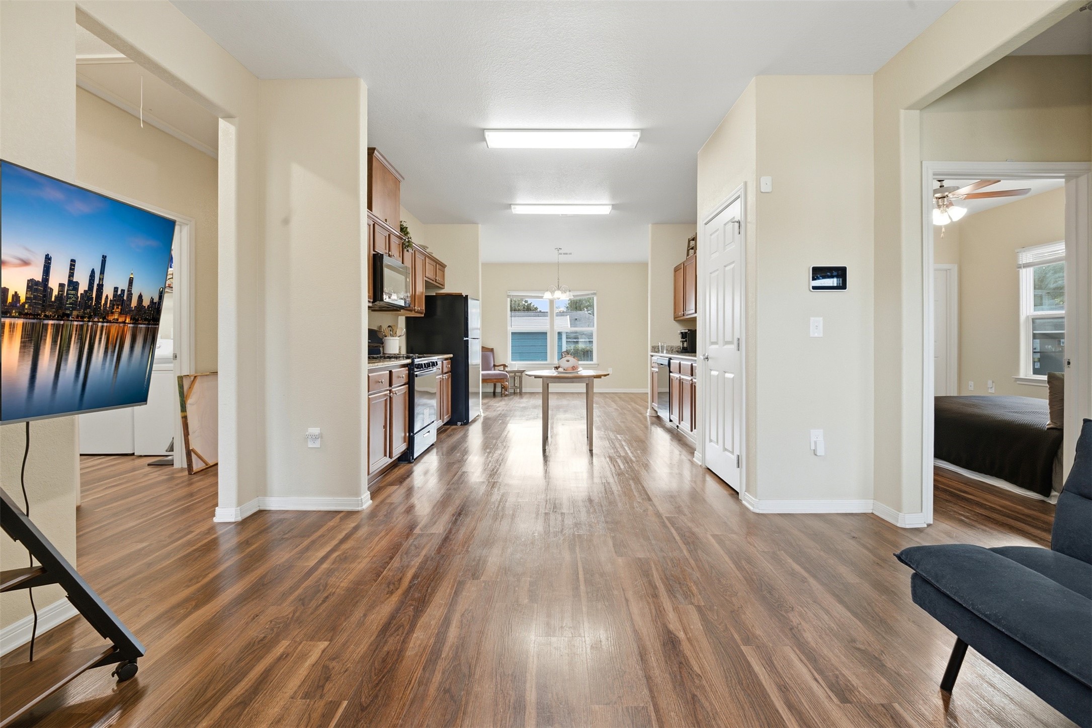 3030 Oakdale Street, Houston, TX 77004