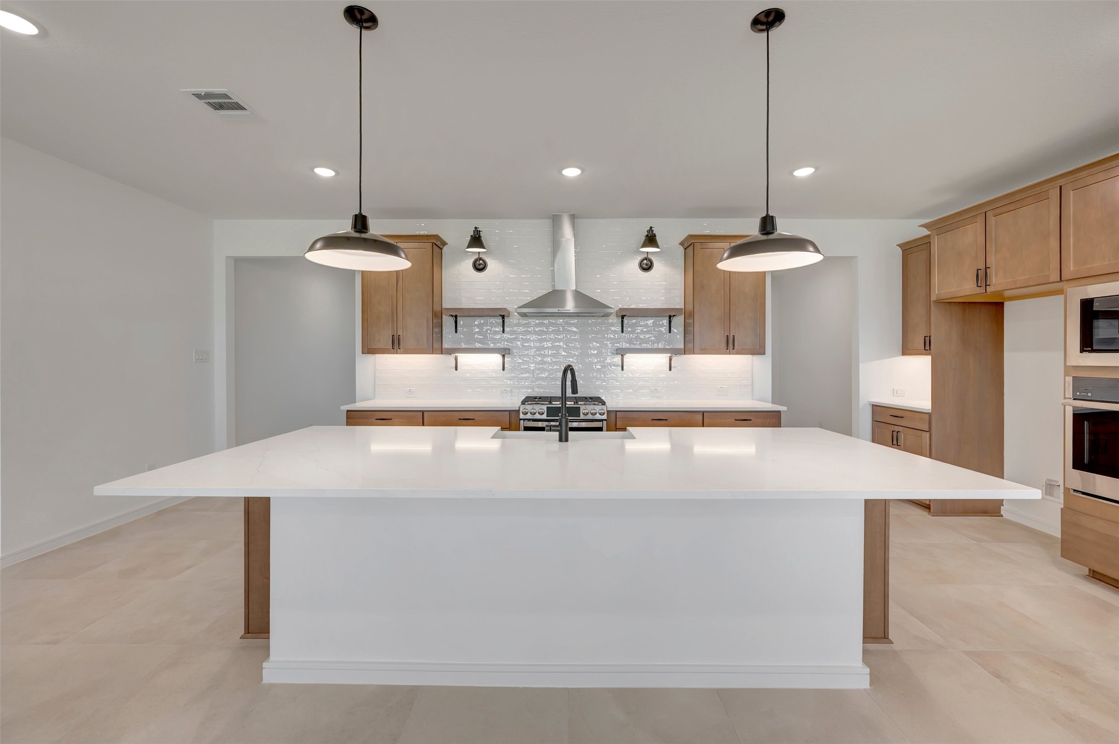 Stunning island kitchen (*Photo not of actual home and used for illustration purposes only.)