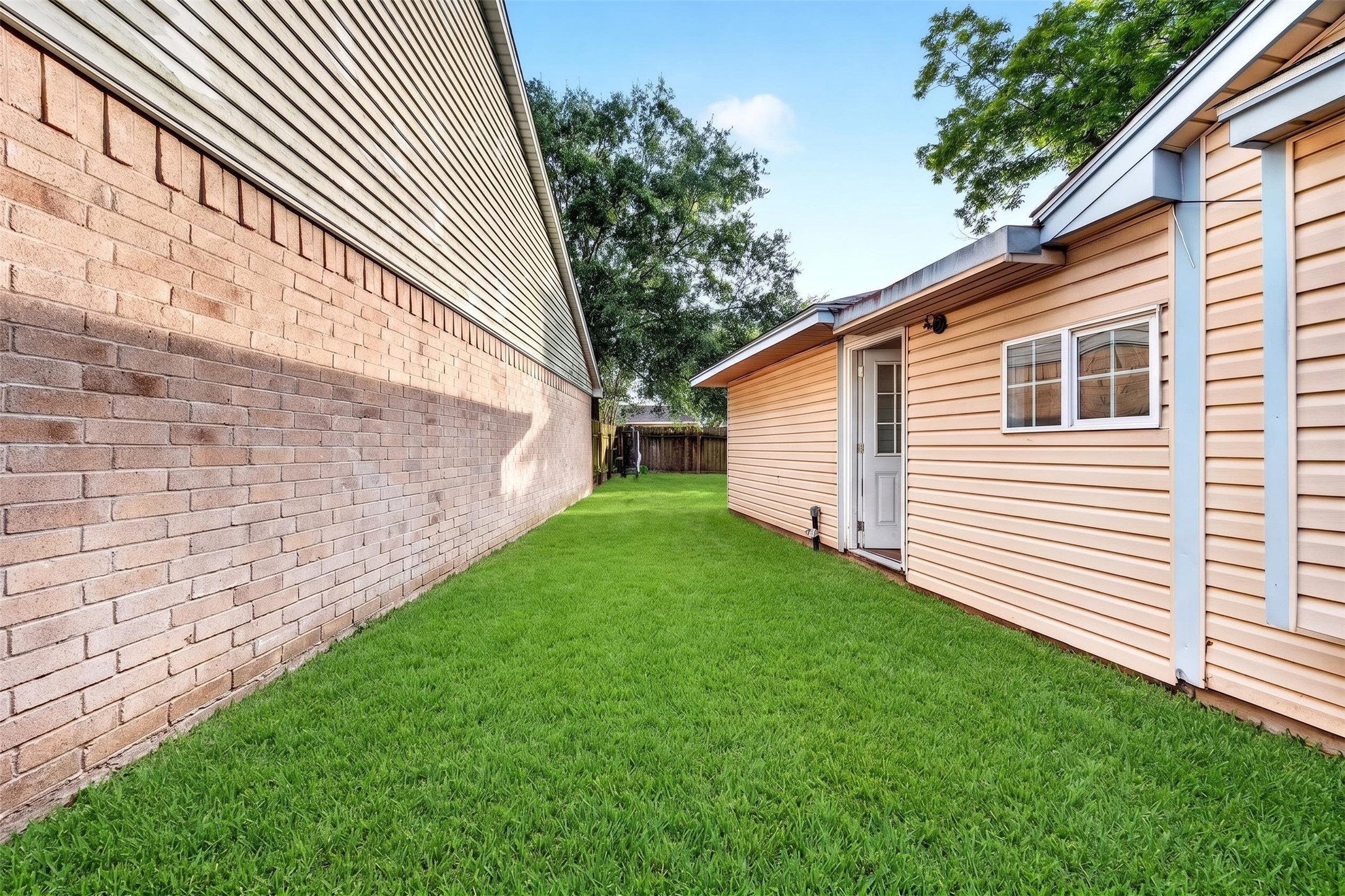 19963 Sutton Falls Drive, Cypress, TX 77433