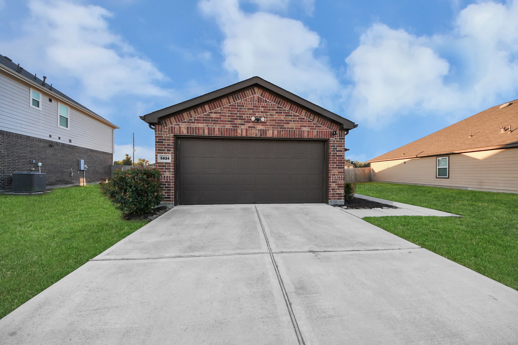 5924 Bluebonnet Lane, Rosenberg, TX 77469