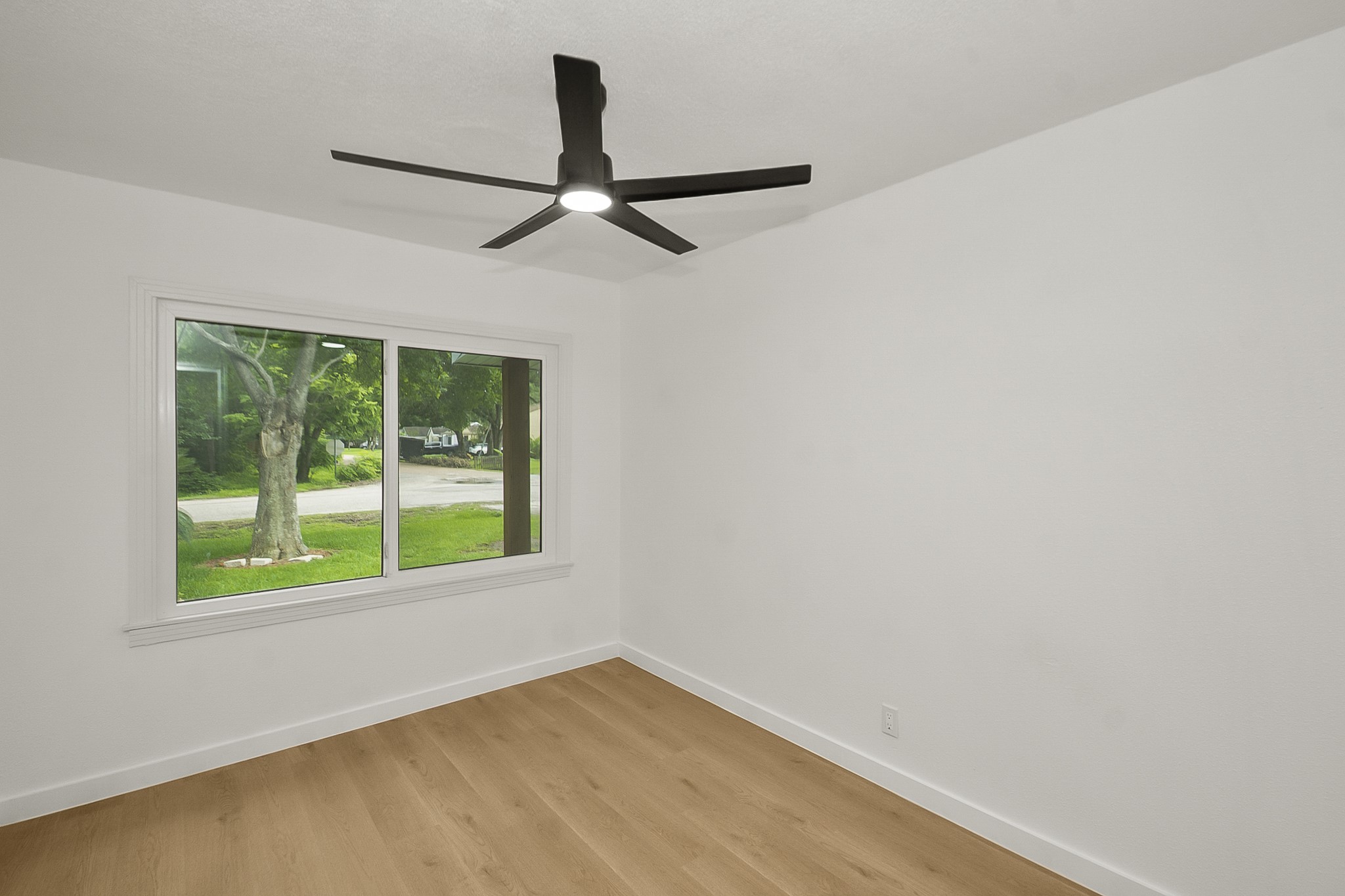2508 N Houston Drive, La Marque, TX 77568