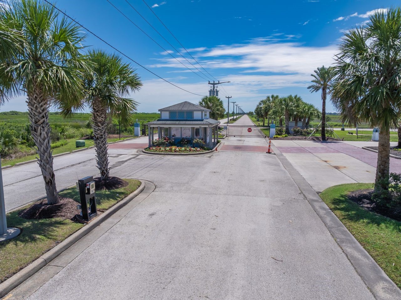 Gatehouse with attendant, a luxury gated waterfront community on West Galveston Bay