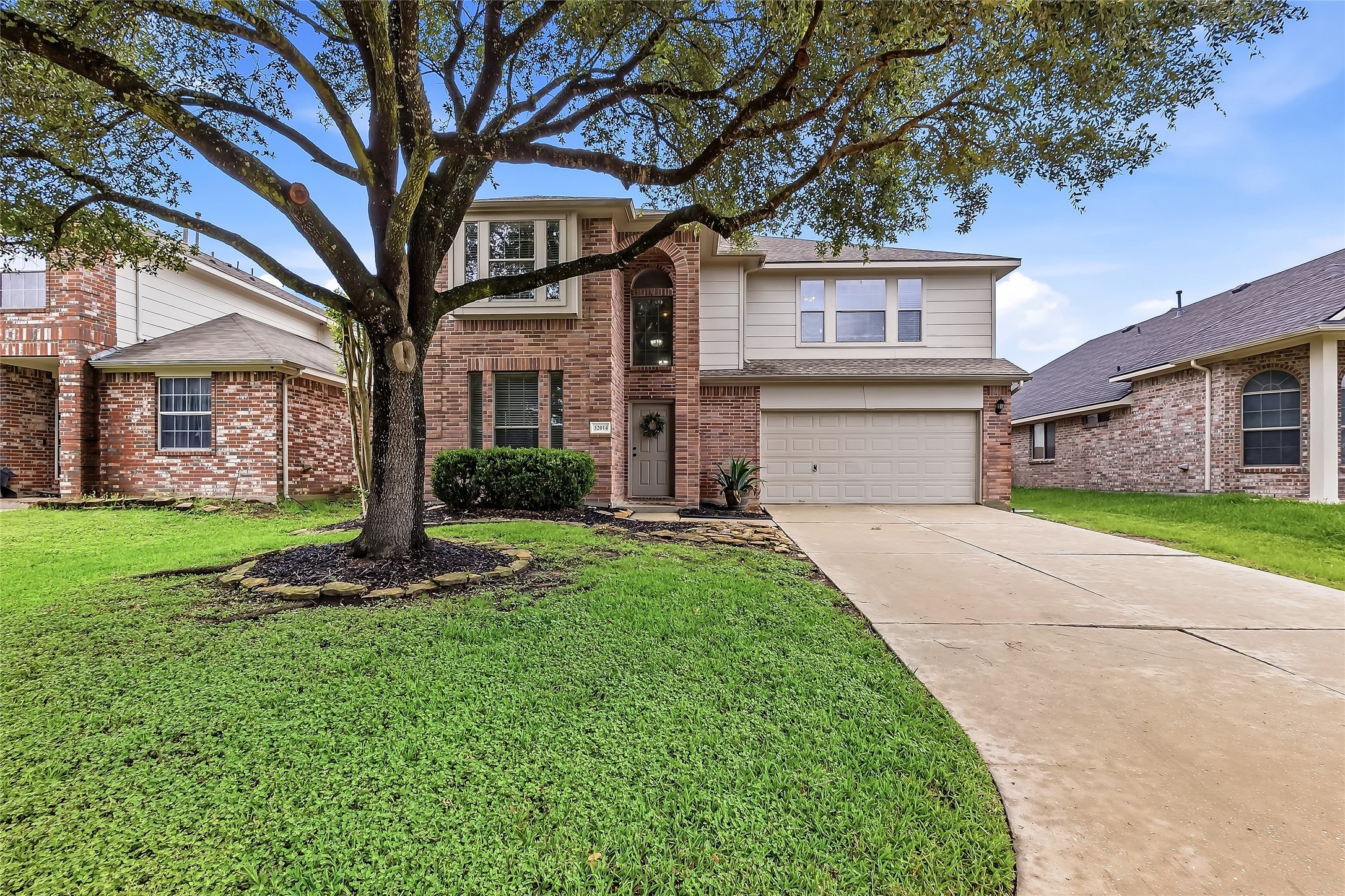 32014 Decker Oaks Drive, Pinehurst, TX 77362