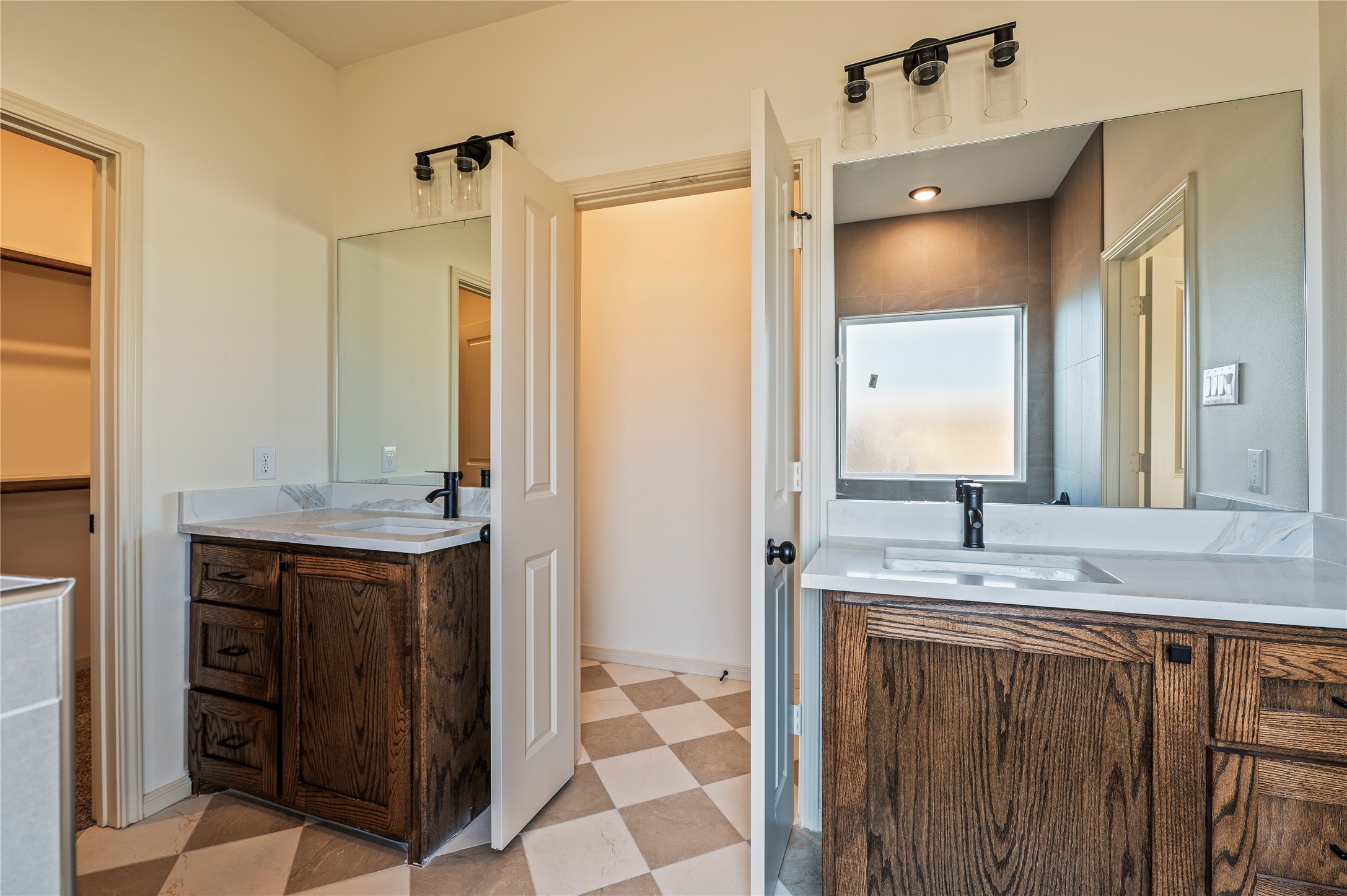 15134 Water Oak Way, Santa Fe, TX 77517