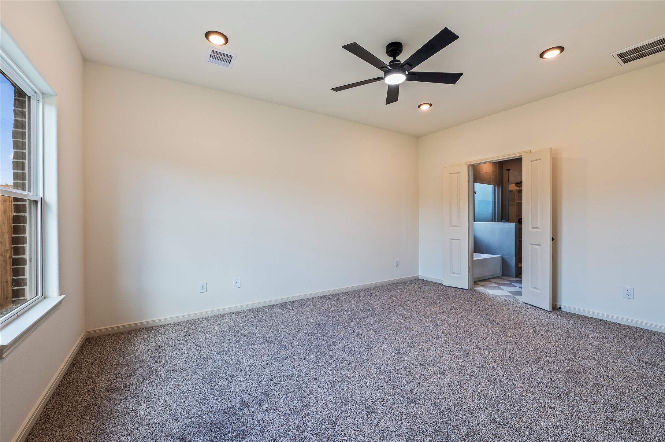15134 Water Oak Way, Santa Fe, TX 77517