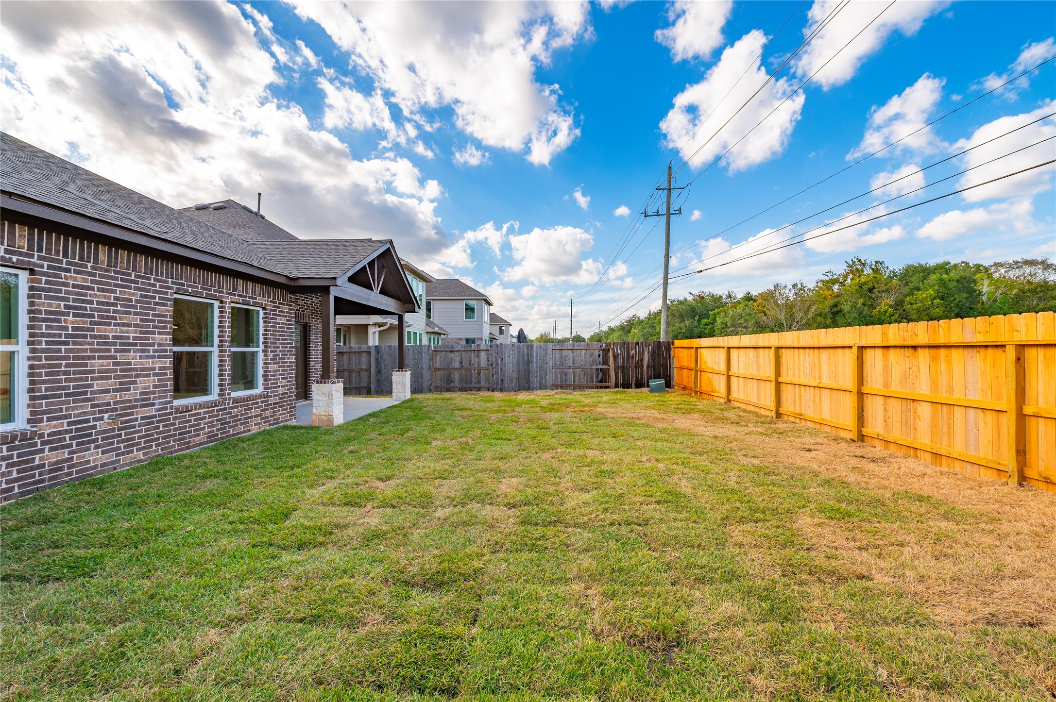 15134 Water Oak Way, Santa Fe, TX 77517