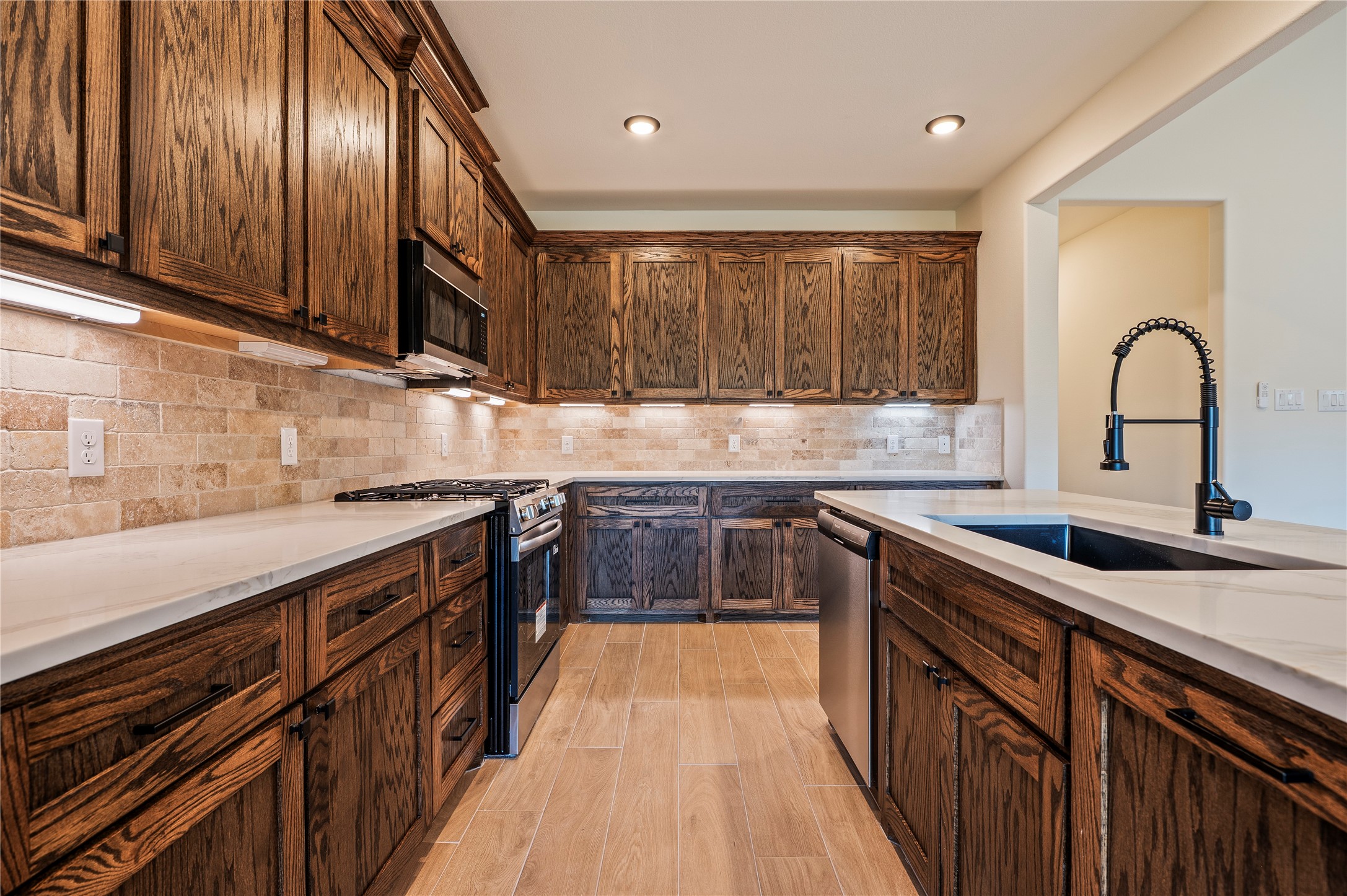 15134 Water Oak Way, Santa Fe, TX 77517