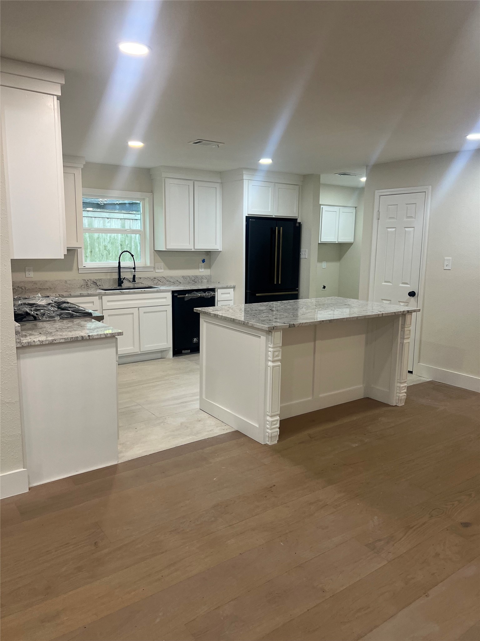 963 Coachlight, Houston, TX 77077 963 Coachlight, Houston, TX 77077