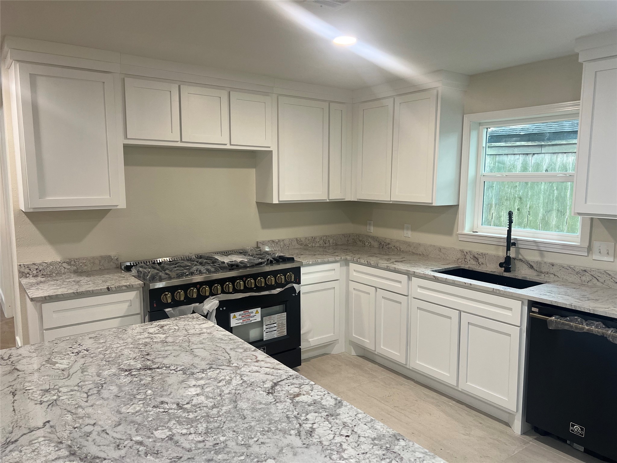 963 Coachlight, Houston, TX 77077 963 Coachlight, Houston, TX 77077