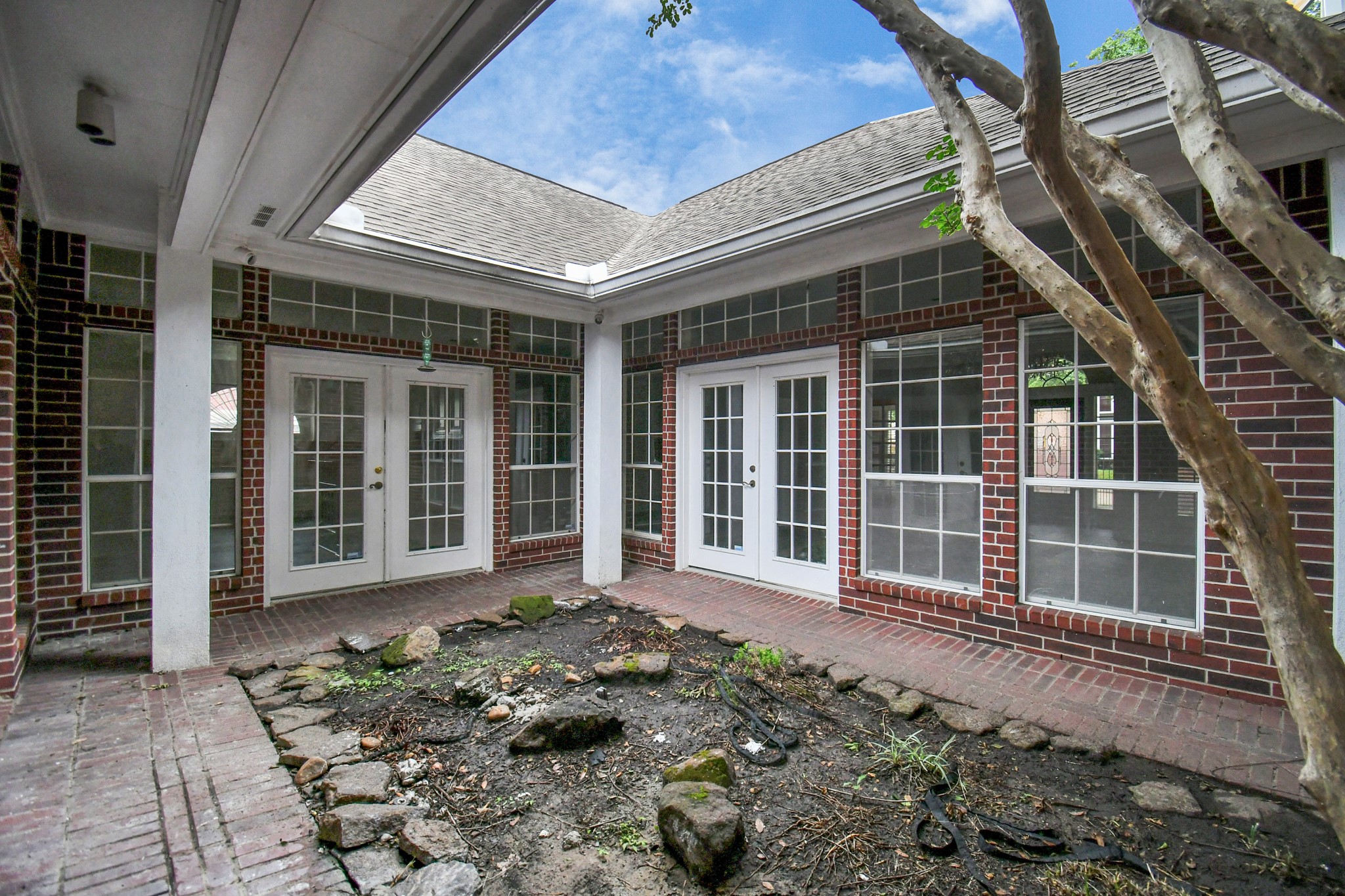 4727 Cashel Castle Drive, Houston, TX 77069