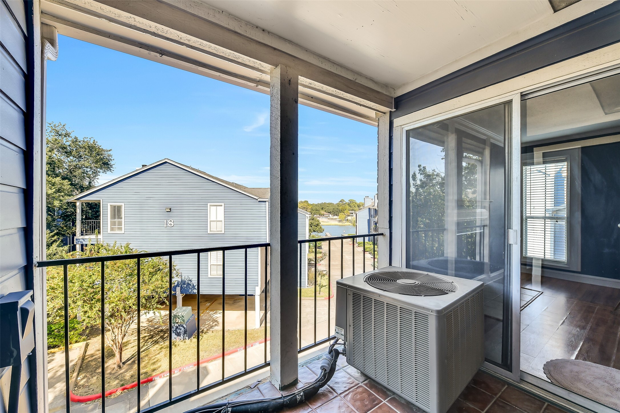 18519 Egret Bay Boulevard, #1710, Webster, TX 77058