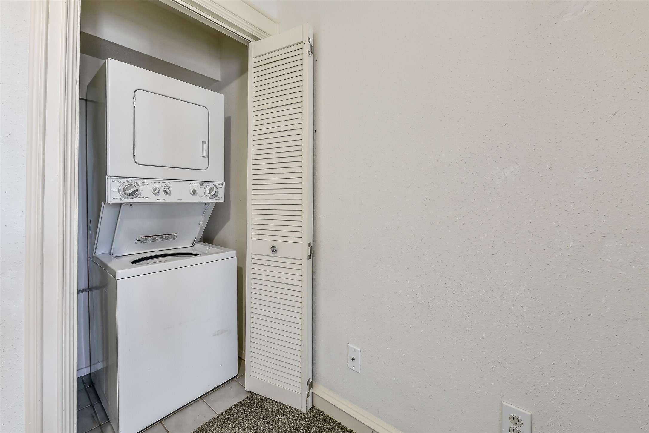18519 Egret Bay Boulevard, #1710, Webster, TX 77058